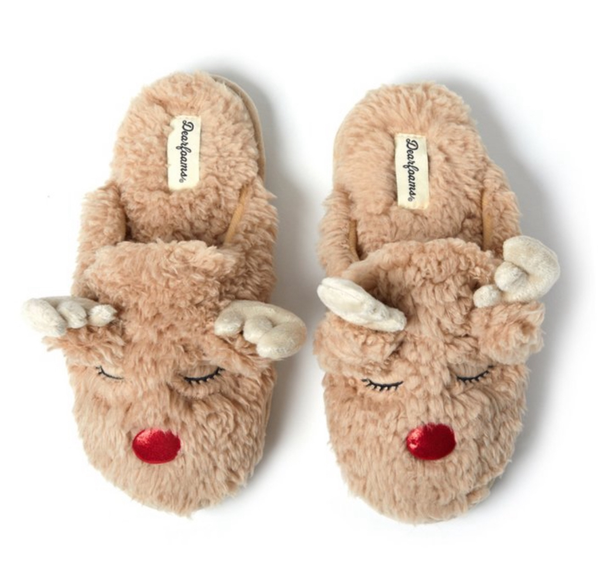 The cutest Rudolph slippers! They have men, women, and kids sizing too ❤️❤️❤️


#LTKGiftGuide #LTKSeasonal #LTKHoliday