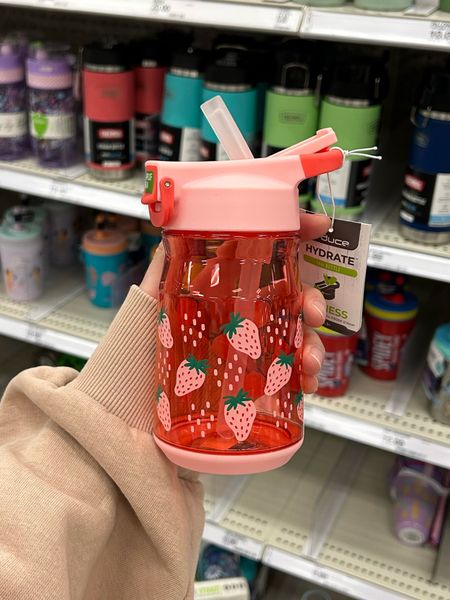 Strawberry water bottle for Harper 🍓 