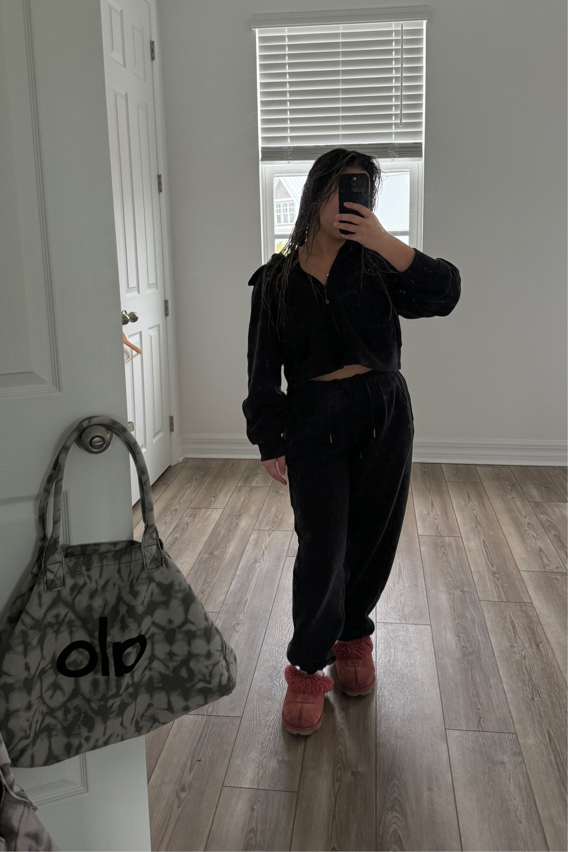 Cozy rainy day fit 

#LTKmidsize #LTKSeasonal