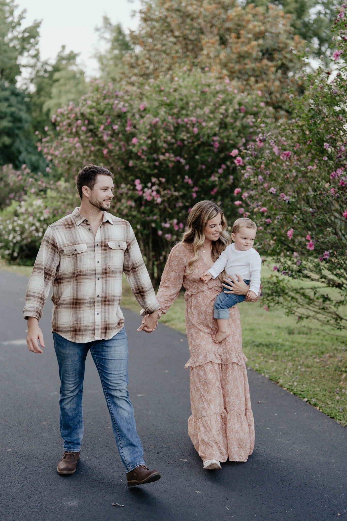 Family photo outfit ideas

#LTKStyleTip #LTKFamily #LTKBaby