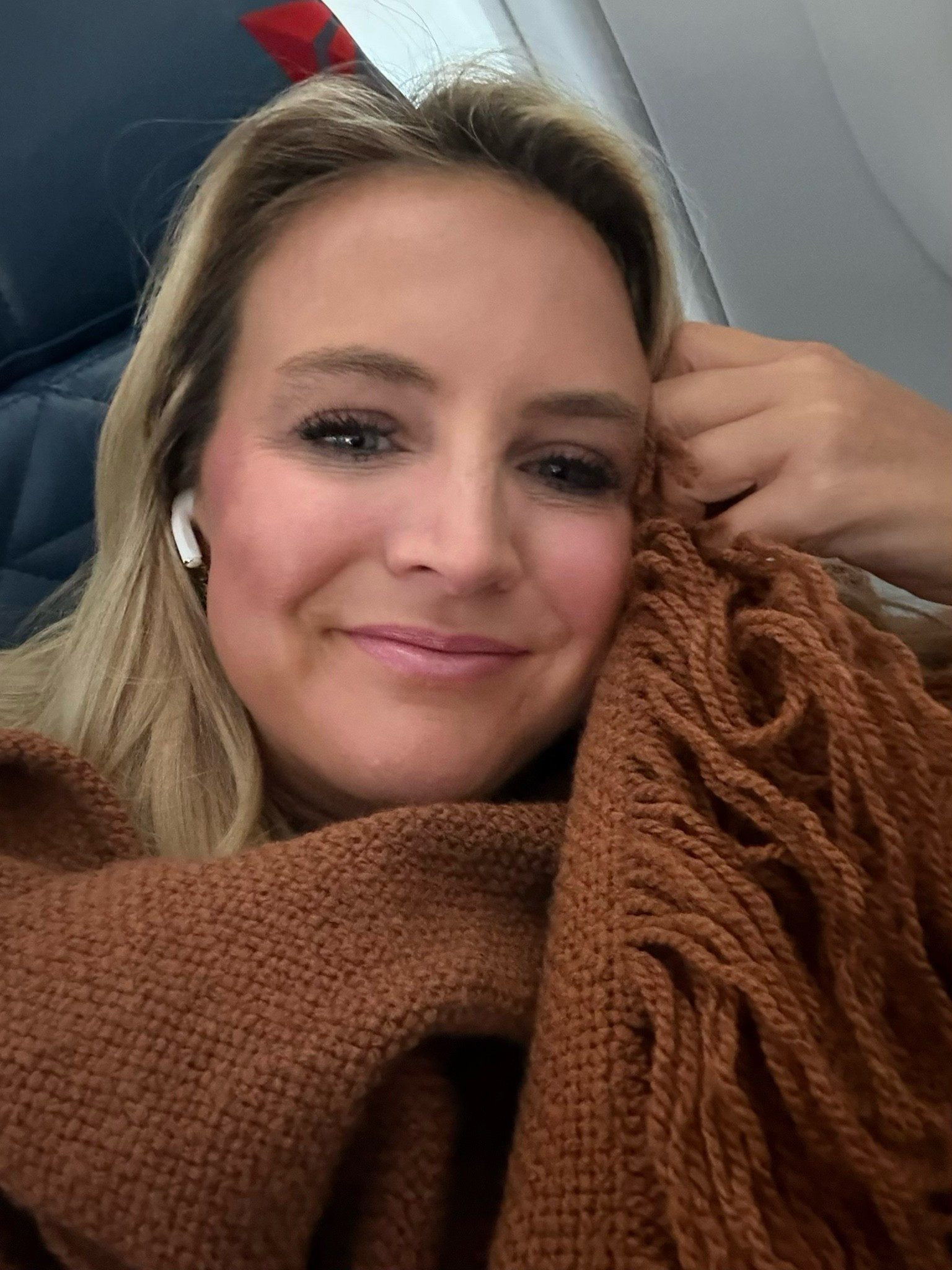 Can’t quit this @Walmart shawl. It is perfection for travel #walmartpartner

#LTKootd #LTKgrwm #LTKSeasonal