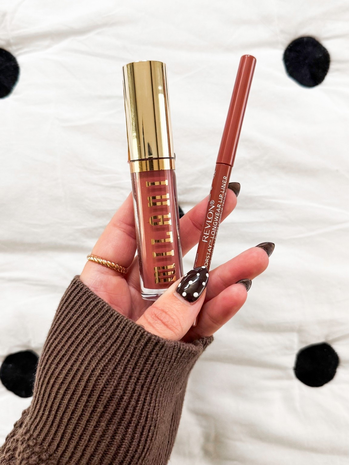 the chokehold this lip combo still has on me though 🫡 iykyk #secretlivesofmormonwives 

#LTKBeauty #LTKSeasonal #LTKStyleTip