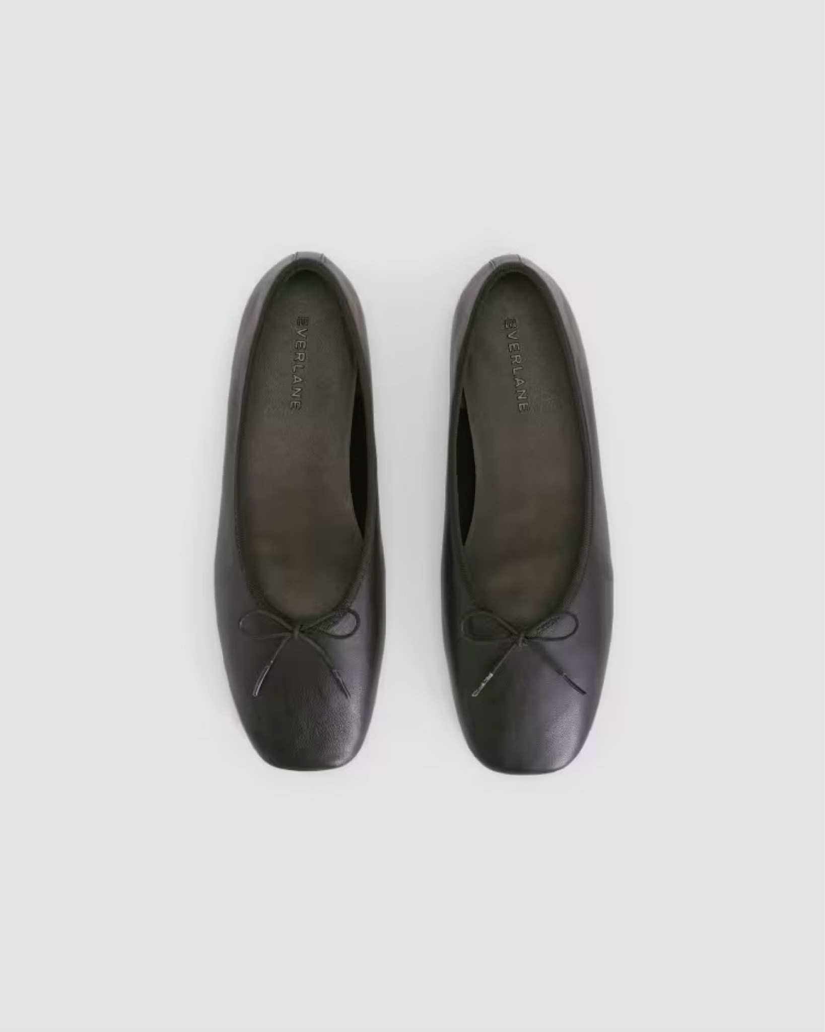 #flats #balletflats #fallstyle #classicstyle #everlane


#LTKworkwear #LTKstyletip #LTKtravel