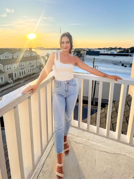 This cream colored one shoulder bodysuit is super comfortable and perfect to pair with your favorite jeans. Add a cardigan or jacket to wear for fall !

#LTKunder100 #LTKSeasonal #LTKstyletip