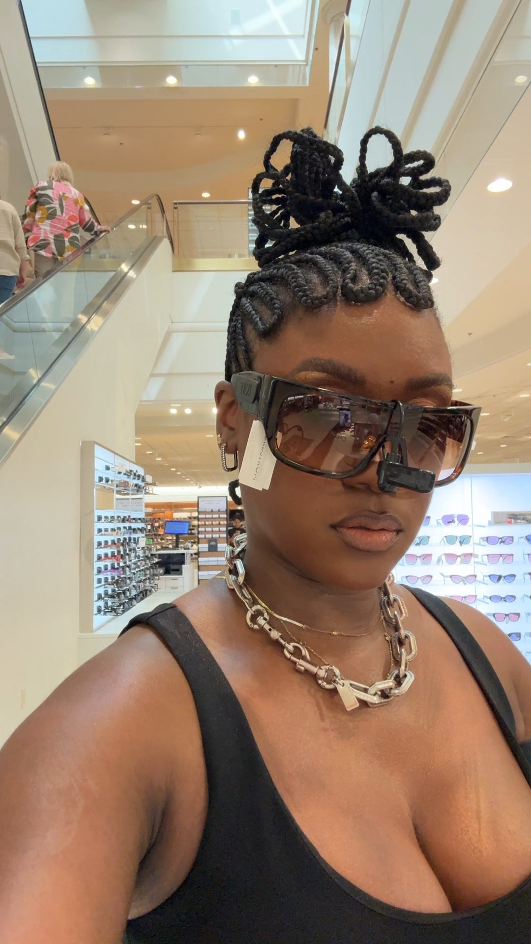 Sunglasses I’m currently obsessed with 

#LTKNYFW #LTKFindsUnder100