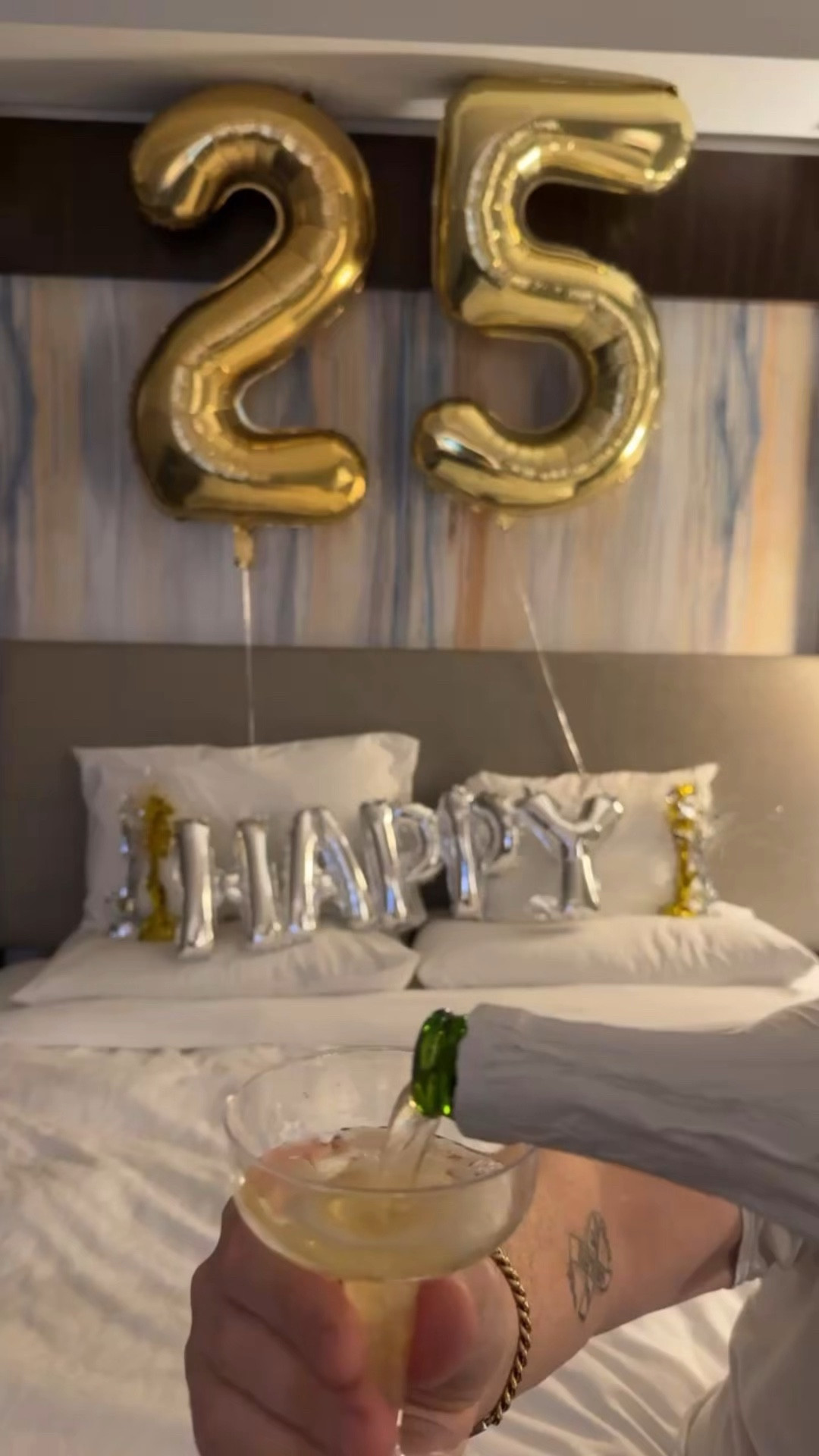 Rang in the new year in my new fav place! #EvergreenAtlanta #StoneMountain #Mountains #MountainView #Atlanta #ATL #Hotlanta #EvergreenATL #NewYear #NYE #NYE2025 #NewYears2025