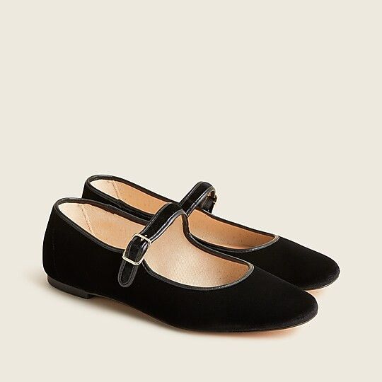 Velvet Mary Jane flats | J.Crew Sale | Black Friday | Velvet Shoes | Holiday Outfit  | J.Crew US