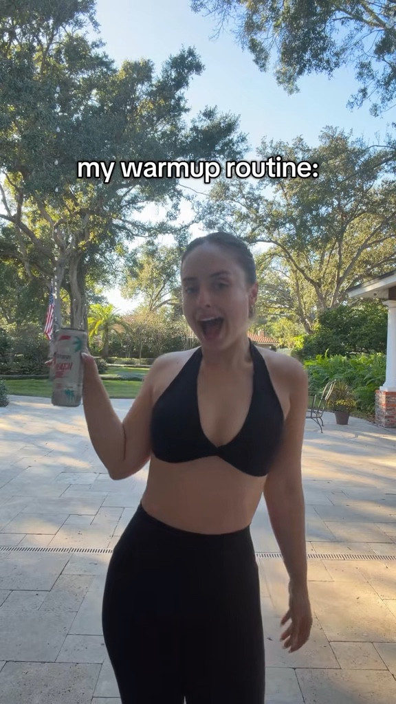 my uniform involves LSKD, Amazon, and obviously Celsius! 

#celsiusambassador 

#LTKActive #LTKootd #LTKfitnessgoals