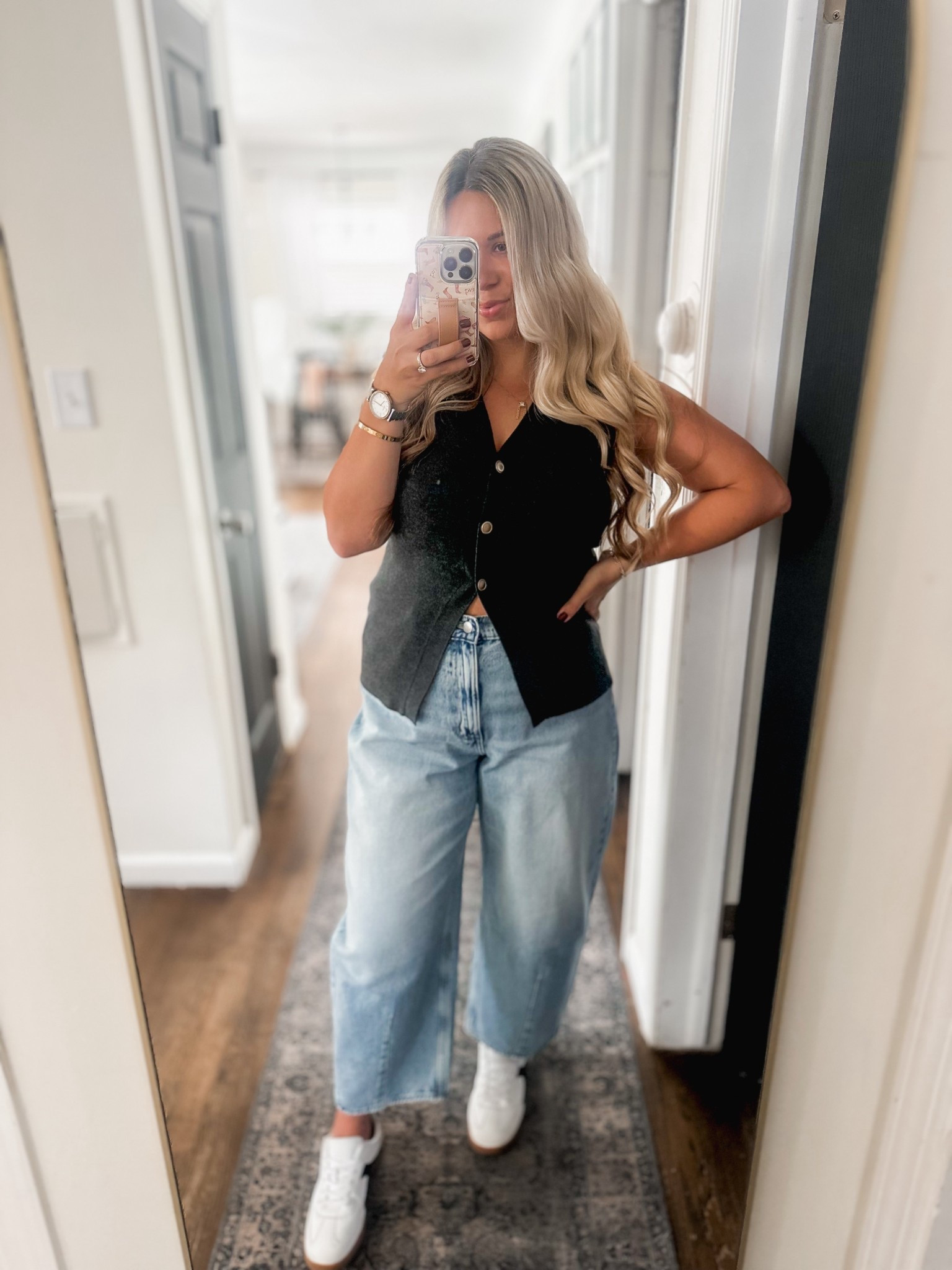 Hopped on the barrel jean trend and I don’t hate them??? Still trying to figure out what feels comfortable on this newly postpartum body. 

They’re actually super comfortable as well. I sized up for a loose fit 🤎

#LTKFindsUnder50 #LTKFallSale #LTKStyleTip