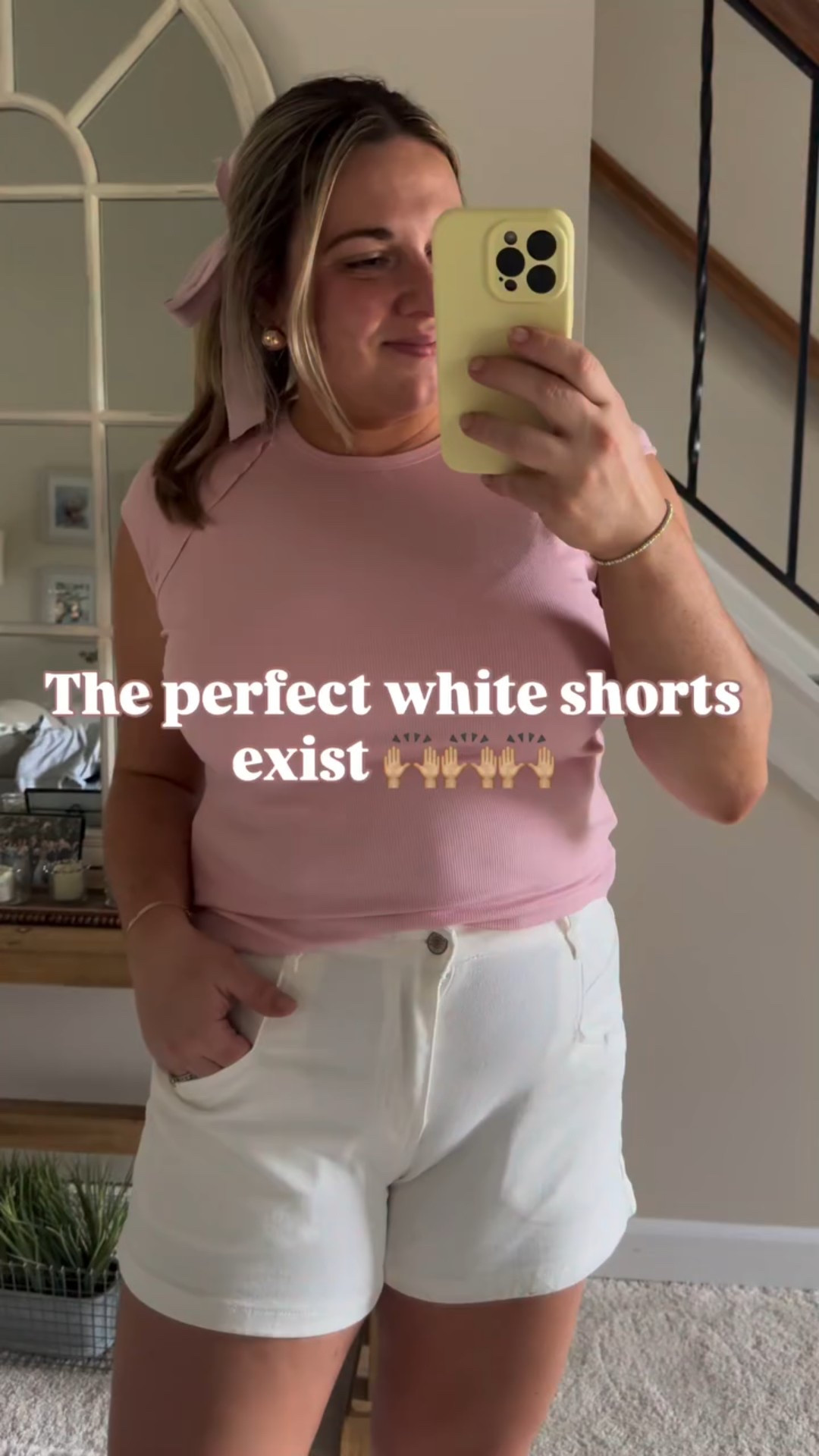 The perfect white denim shorts do exist!!! 

Stretchy, high waisted, and very soft comfortable denim ✔️

Comment SHORTS and I’ll send you the link directly 💌

#sidefeelzimba #amazonfinds #momootd #sidefeel #sidefeeljeans