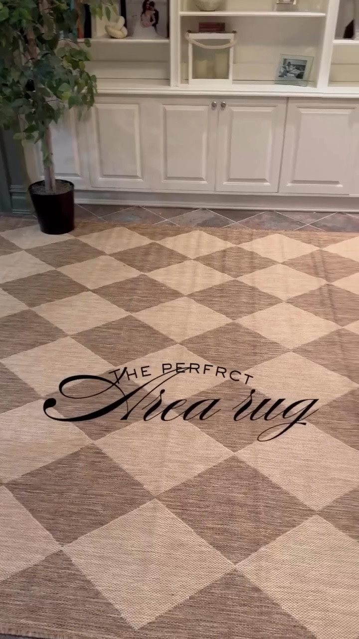 The perfect rug for my new bar project and it instantly warmed the space up. Follow to see room transformation.

Rug tips
• Go bigger than you think
• Low-pile or washable for bar spaces
• Balance pattern with texture
• Checkered is always a win

Link in LTK.

 #checkeredrug  #homedecortips  #interiordesignideas