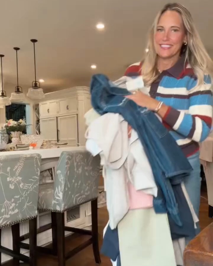 Don’t miss out! Swipe left for our viral videos from the week where we share our latest finds and great deals! s

#LTKdayinmylife #LTKootd #LTKOver40