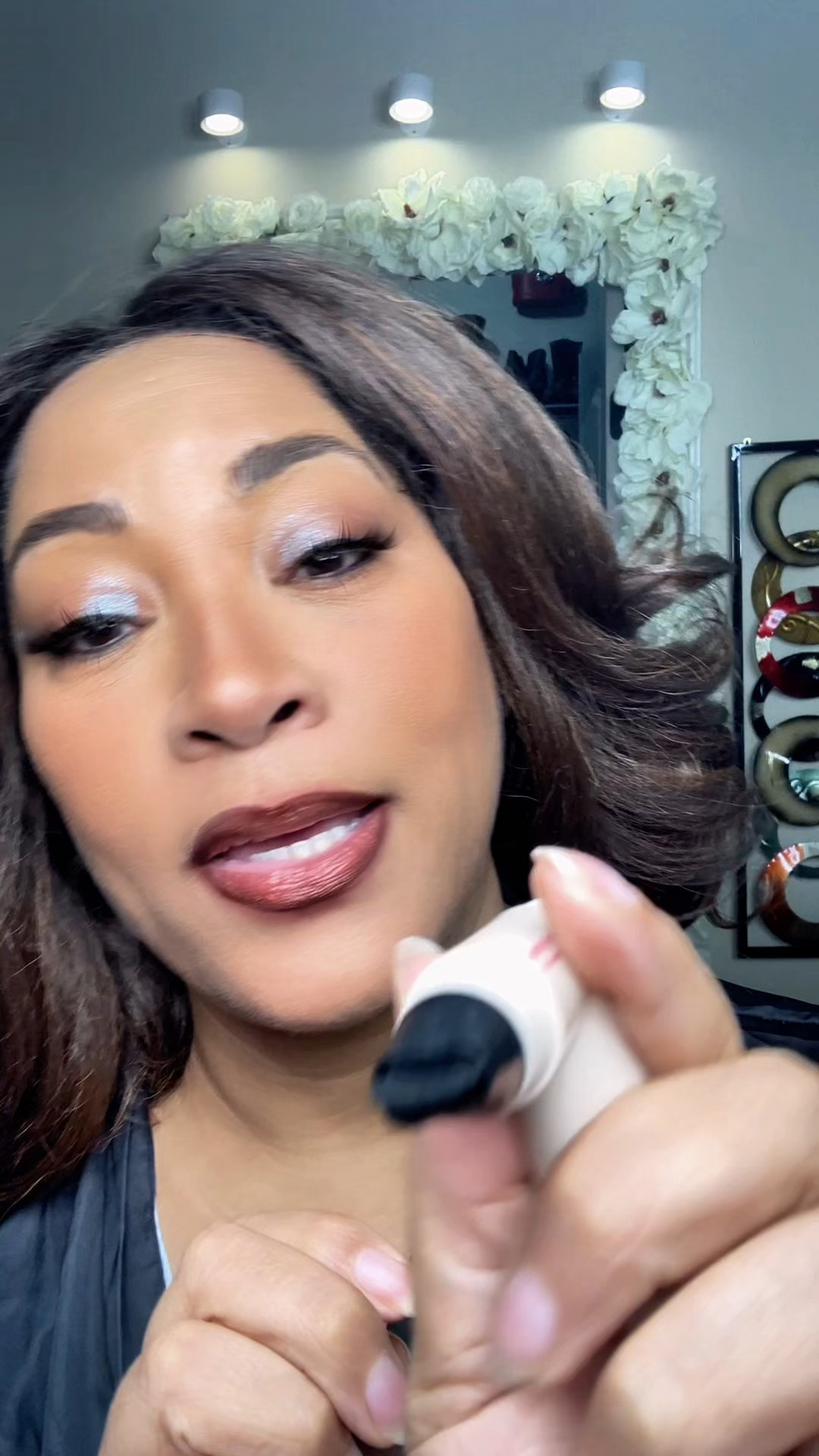 The perfect eyeliner hack. Winged eyeliner hack. Winged eyeliner stamp #eyelinerhack #eyeliner #eyelinermakeup #eyelinerstamp #makeuphack#ltkmakeup 

#LTKBeauty