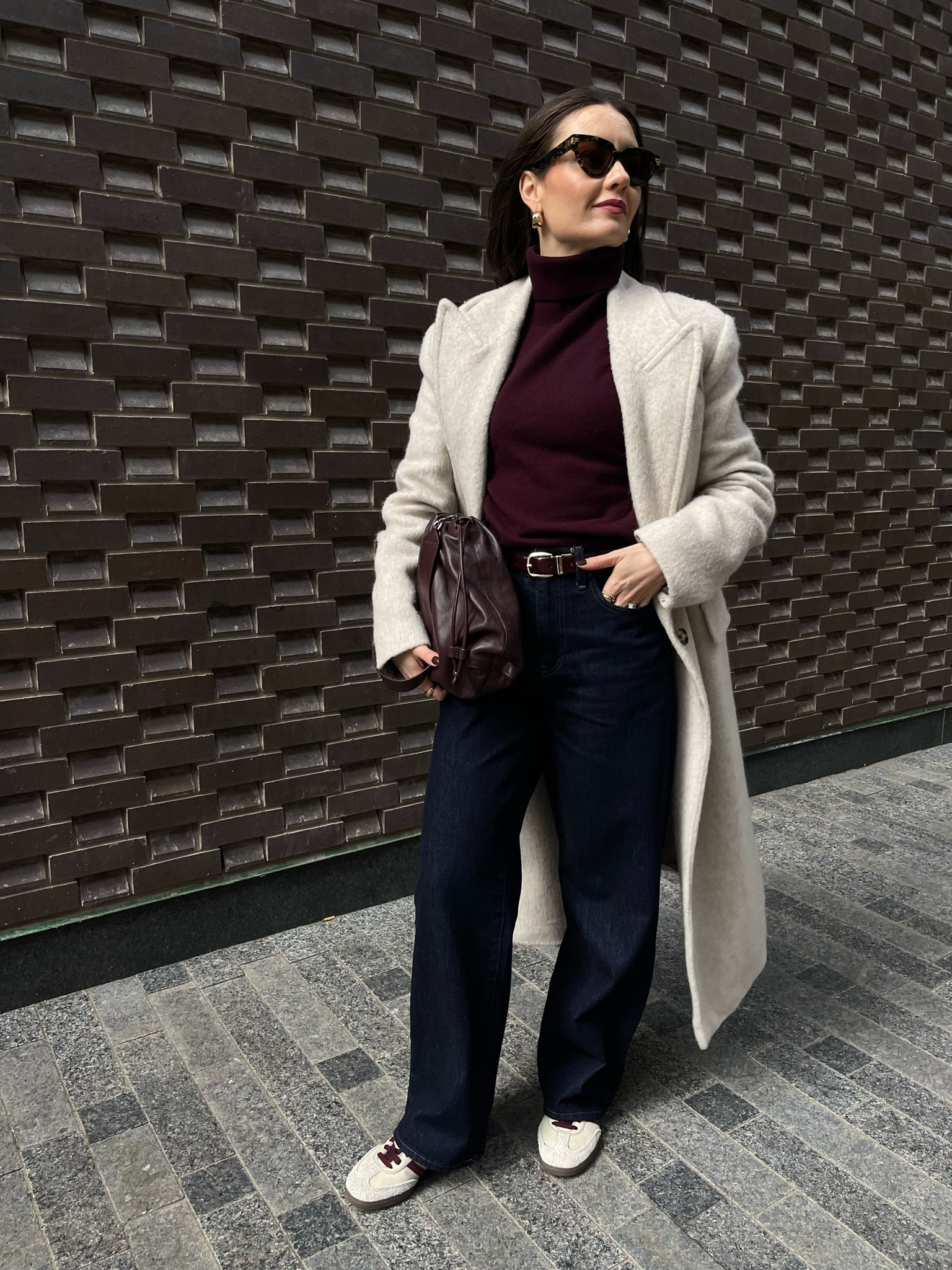 Beige coat, Uniqlo wide leg jeans, burgundy sweater

#LTKFindsUnder100 #LTKSeasonal #LTKStyleTip