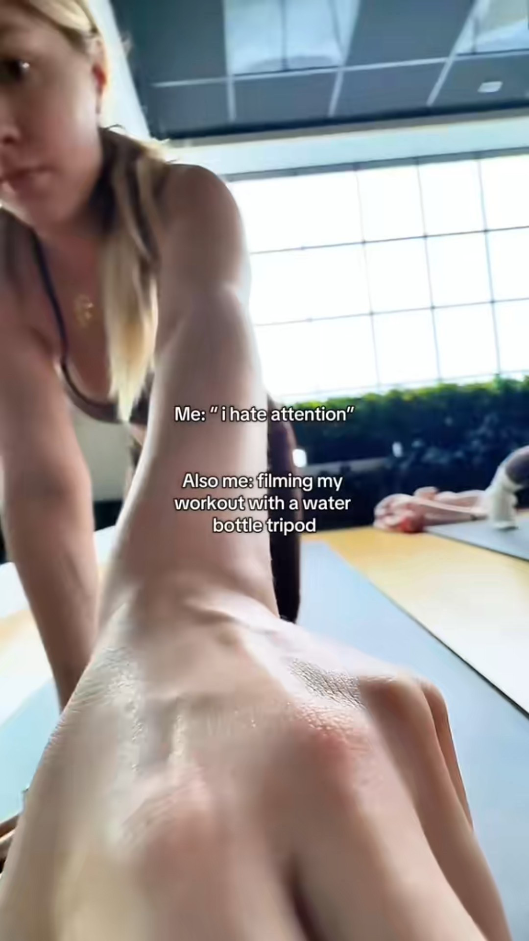 BEST WATER BOTTLE FOR CONTENT CREATORS!! 

#LTKActive #LTKfitnessgoals #LTKdayinmylife