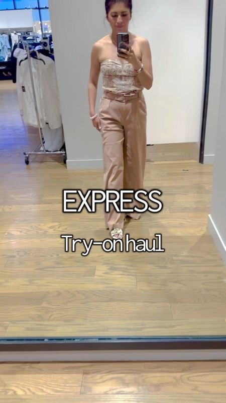 Express try-on haul.
Top size small
Wide leg pants size 2 
Heels size 8
Dress size small

Floral dress. Party dress. White dress. Wedding guest dress. Cocktail dress. Party outfit. Office outfit. Sandals

#LTKGiftGuide #LTKstyletip #LTKFind