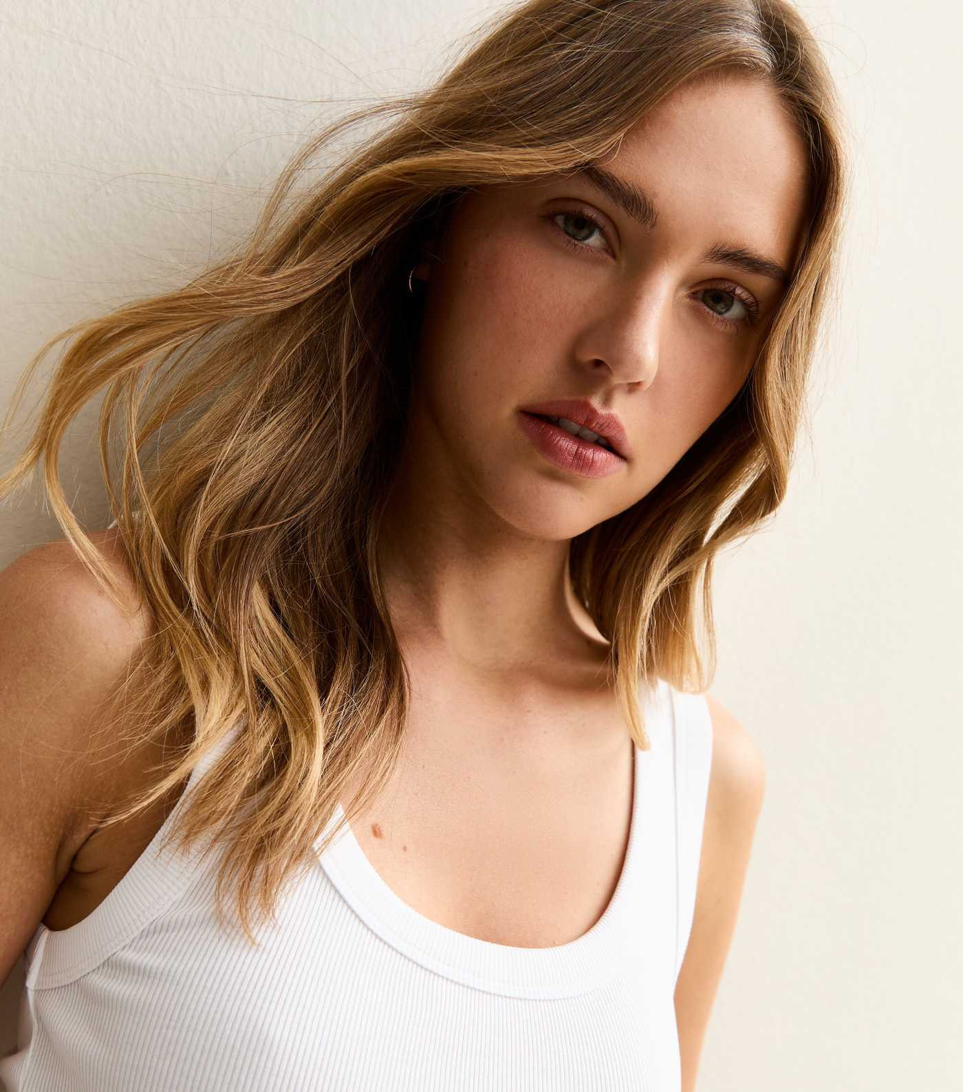 White Wide Trim Scoop Vest Top | New Look | New Look (UK)