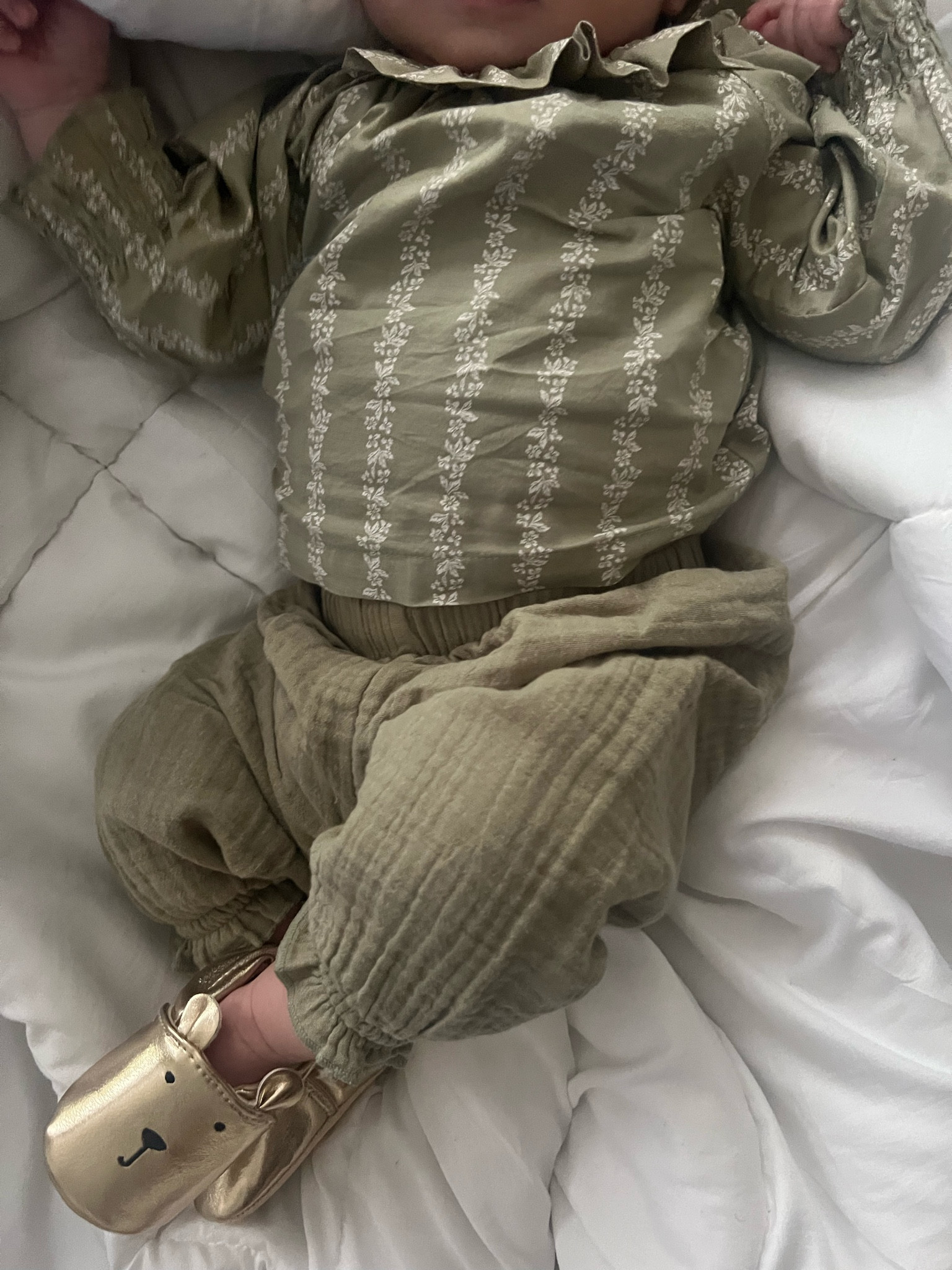 Baby girl cotton set from H&M is perfect for fall! Boho Chic baby! 

#LTKfamily #LTKbaby