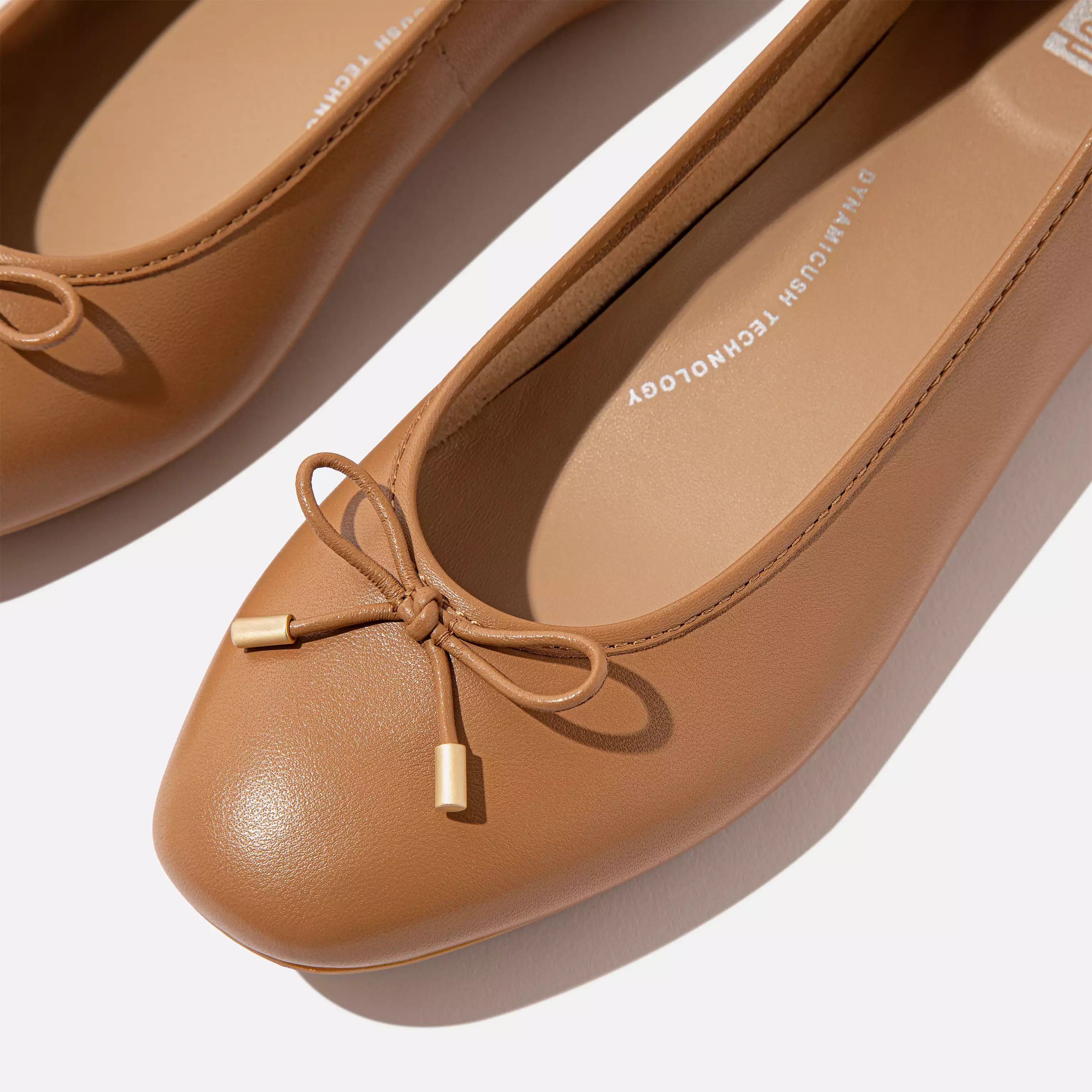 DELICATO Bow Soft Leather Ballerinas | FitFlop (UK)