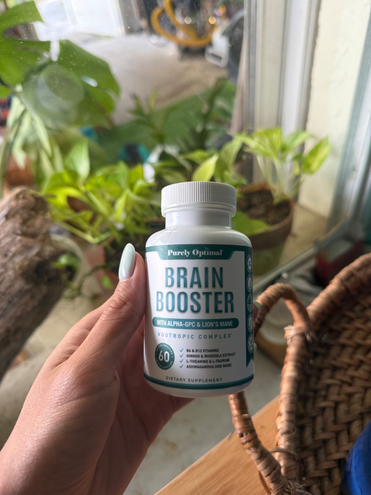 my fav nootropic ! ✨ literally a brain booster 🧠 improves focus & clarity + mood & energy + brain health + memory retention & brain fog 

#LTKSwim