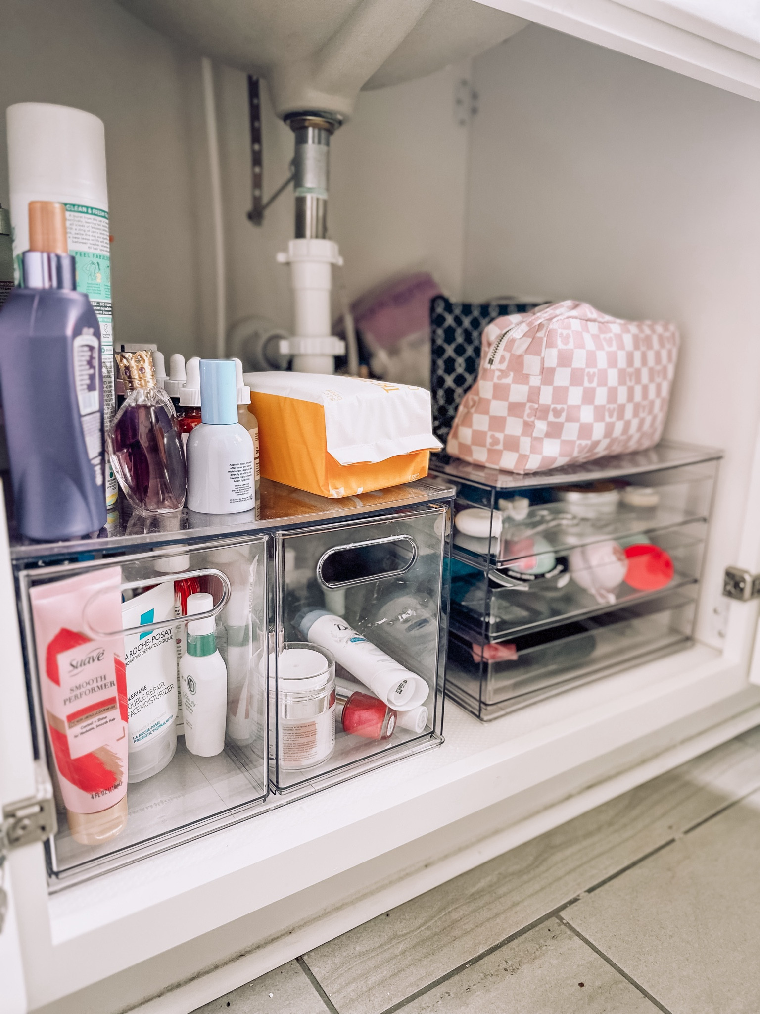 BRIGHTROOM STORAGE CLEAR ACRYLIC CONTAINERS FOR ORGANIZATION | UNIVERSAL STORAGE SOLUTIONS FROM TARGET #targetcircleweek #storagesolutuons #organization #clearacryliccontainers #bathroomstorage #bathroomorganization 

#LTKhome #LTKfamily #LTKxTarget