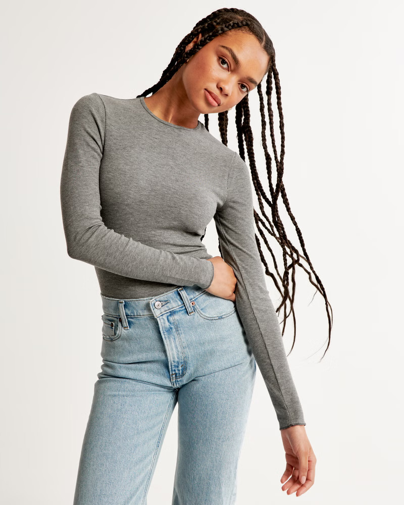 Essential Long-Sleeve Featherweight Rib Tuckable Top | Abercrombie & Fitch (US)