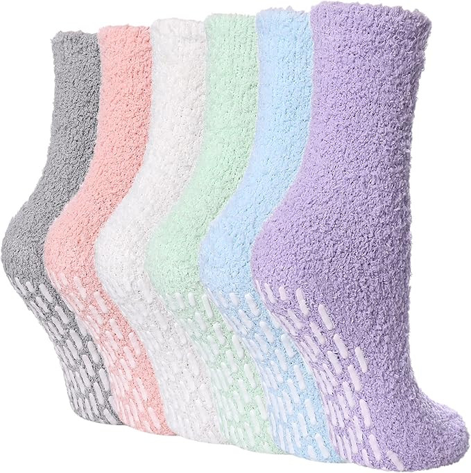FNOVCO Non Slip Socks for Women Winter Warm Cozy Fuzzy Slipper Socks Soft Fluffy Hospital Socks w... | Amazon (US)