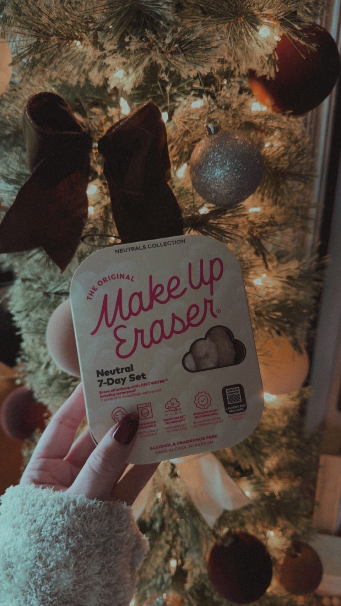 I got Makeup Erasers for Christmas 🎄✨ These soft cloths are seriously game changers for removing makeup 💄 no harsh wipes or chemicals needed 🫧💖 My skin feels so much cleaner and softer! Makeup Erasers | reusable makeup wipes | soft cloth makeup remover | eco-friendly beauty | skincare essentials | gentle makeup removal | clean beauty routine | holiday beauty gifts | Christmas beauty gift | sustainable skincare | beauty favorites | face cleansing cloth | makeup remover cloth | zero waste beauty | skincare routine must-haves | winter skincare essentials | gift for her | eco beauty products | makeup removal hacks | soft reusable cloths

#LTKootd #LTKHoliday #LTKgrwm