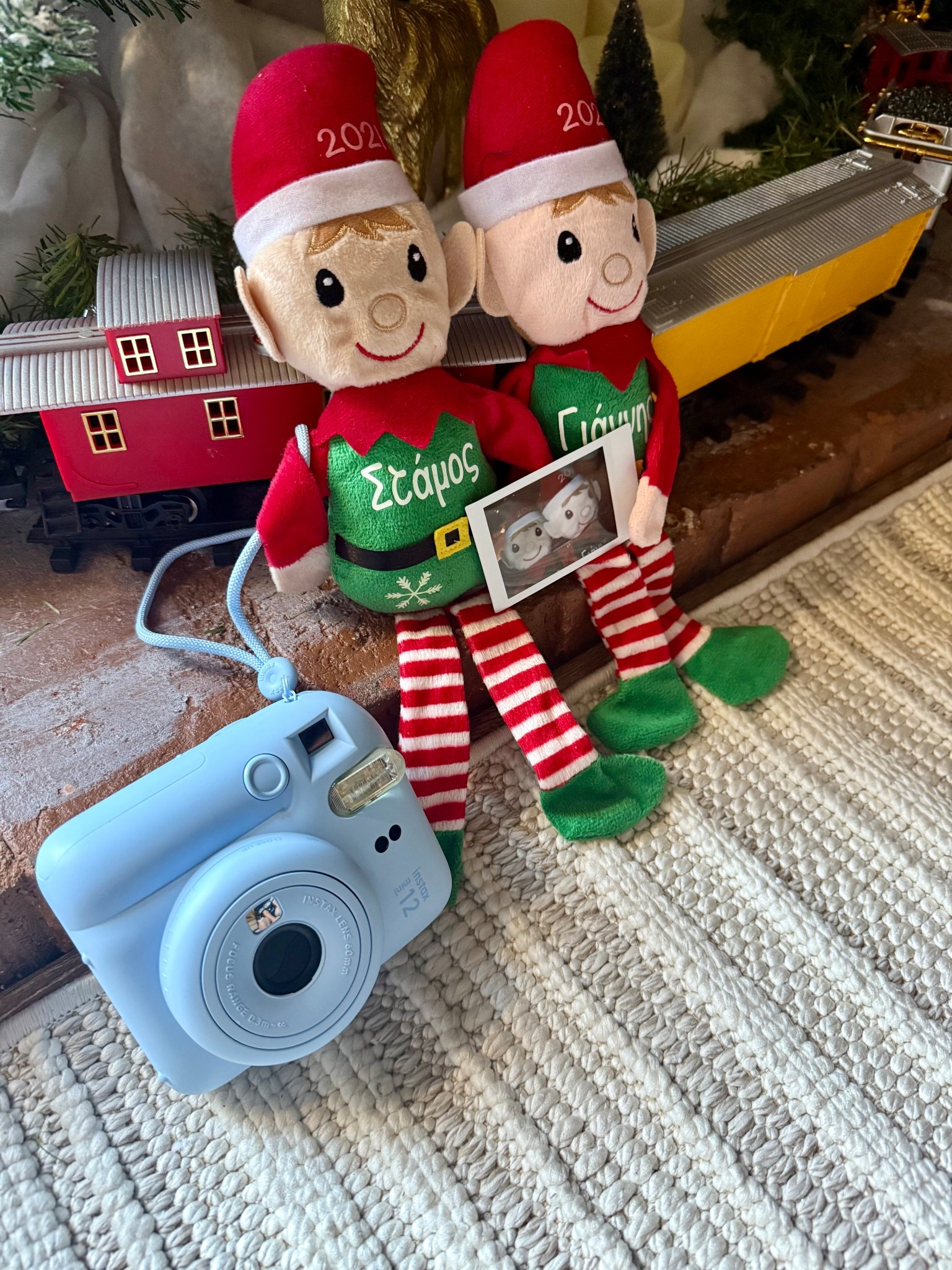We love this cute Polaroid camera for fun holiday pictures! Great for the kids! 

#LTKCyberWeek #LTKGiftGuide #LTKSaleAlert