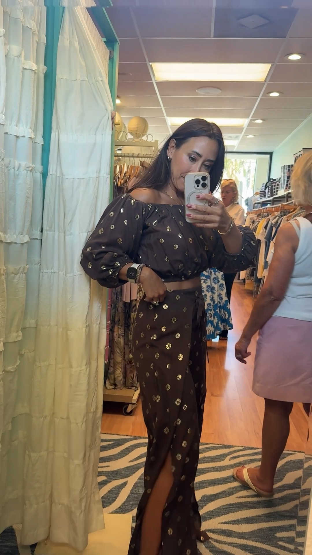 Matching set, beach, cover-up, resortwear, vacation

Brown
Brown and gold
Off the shoulder
Flowy pants

#LTKSwim #LTKTravel #LTKSeasonal