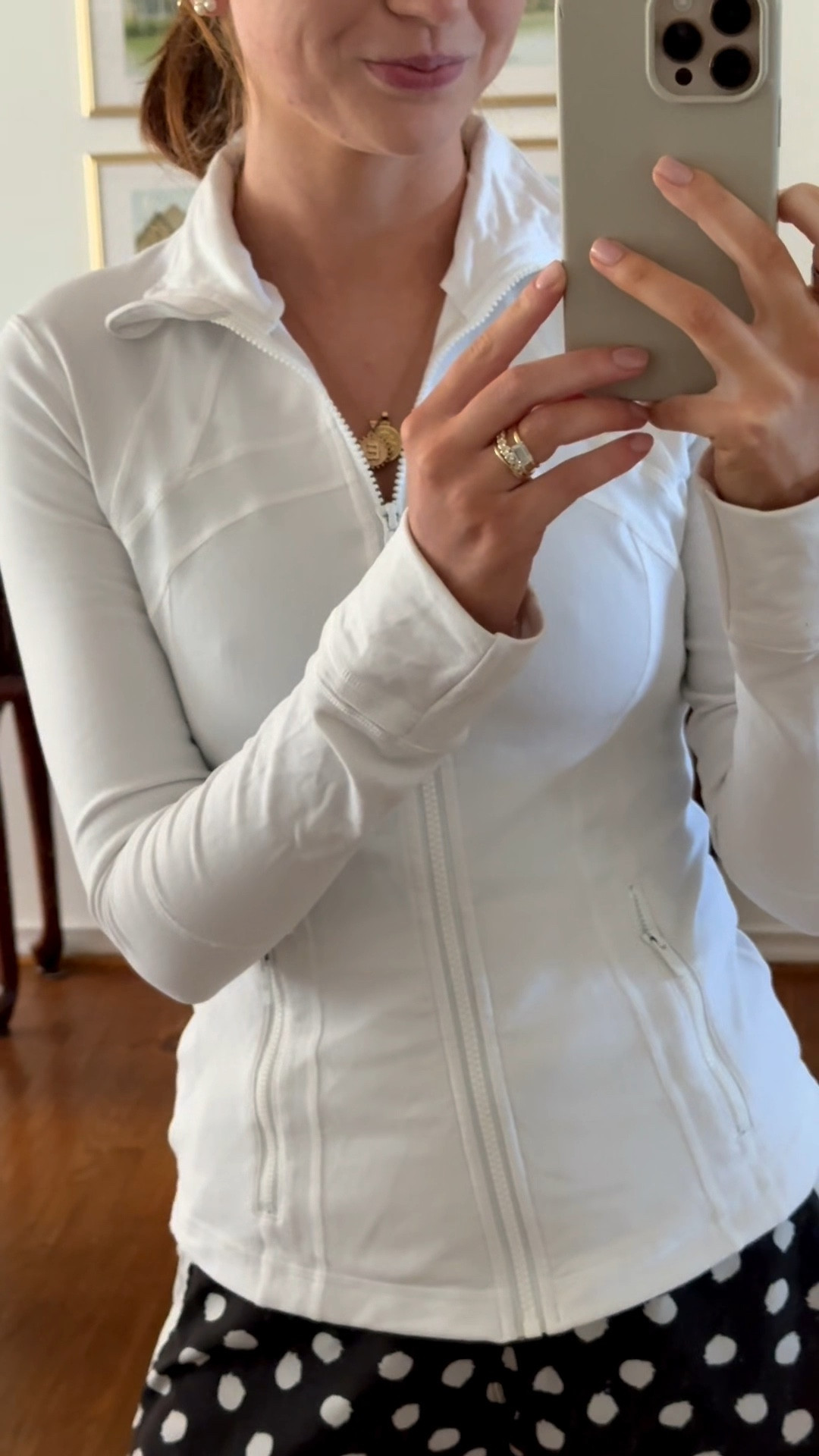 outfit of the day! wearing a 4 in my lulu jacket!

#LTKFindsUnder100 #LTKStyleTip #LTKActive