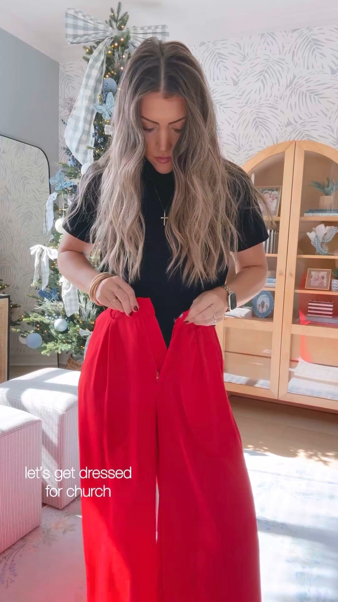 in XS in everything ♥️ today’s look is a fave of mine! switch the hat up out to wear this look all through winter 😘 #christmasoutfit #ootd #casualoutfits #trousers #businesscasual #christmasparty 