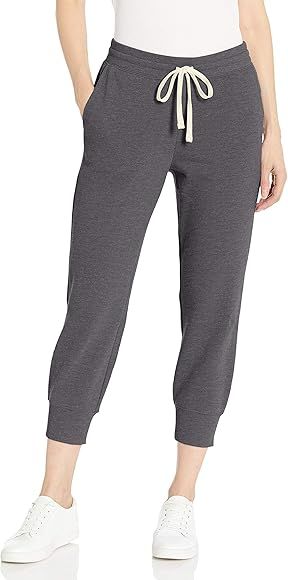 Amazon Essentials Women's French Terry Fleece Capri Jogger Sweatpant (Available in Plus Size) | Amazon (US)