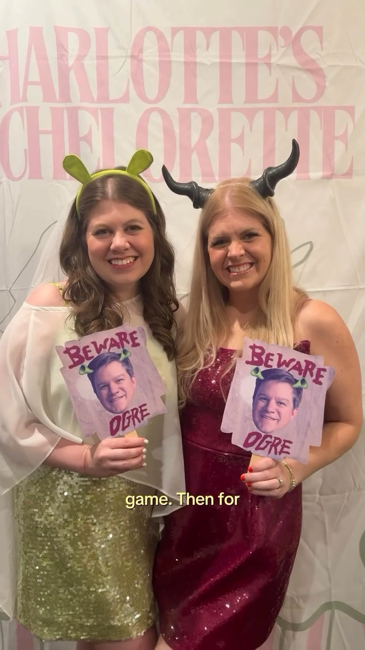 Things I did for my sister's bachelorette party as the maid of honor!

#bacheloretteparty #maidofhonor #maidofhonorduties #mammamia #shrek