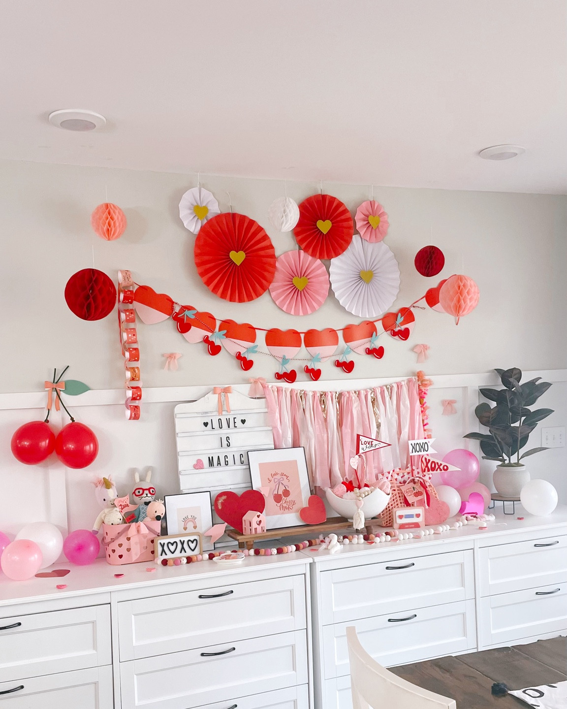 Valentine party fun

#LTKSeasonal #LTKfamily #LTKkids