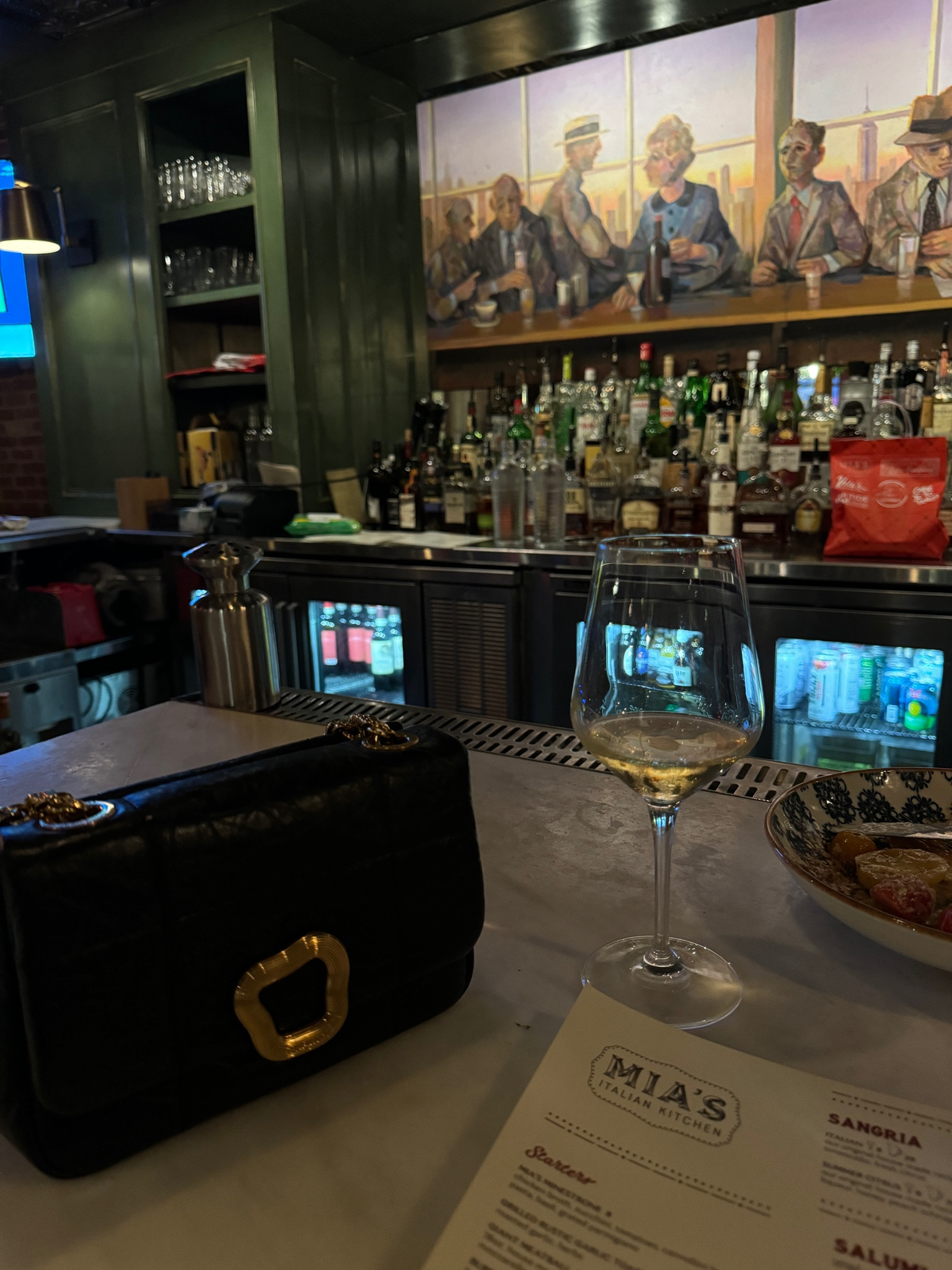 Love this bag! Fits everything I need- keys, wallet, phone, lipgloss 💋

I will definitely be getting it in brown, it was so hard to decide between the two! Quality is amazing, dresses up any outfit ✨

#LTKItBag #LTKWorkwear #LTKStyleTip