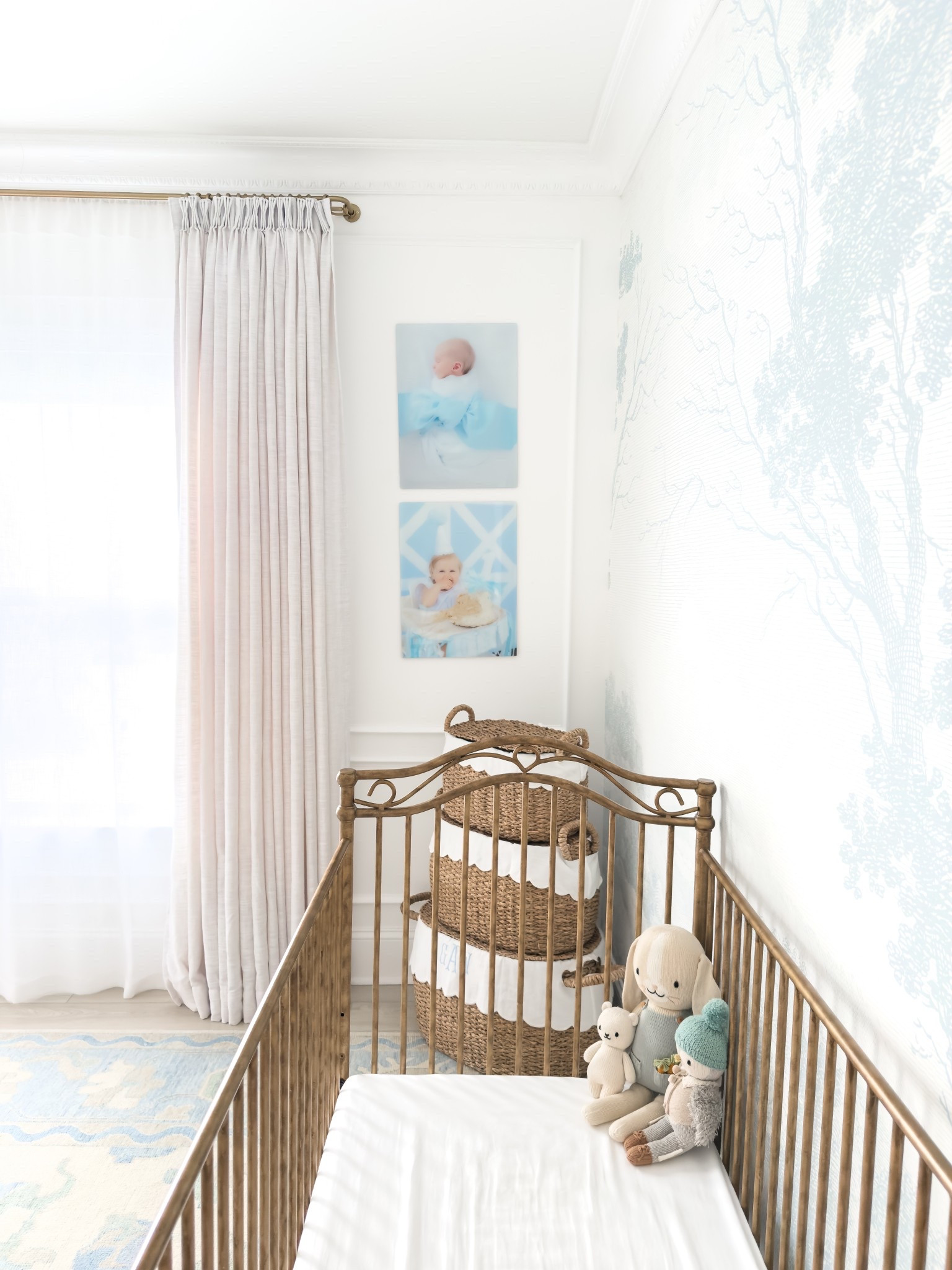 New prints for the nursery! LOVE how stunning these glass prints are, took me minutes to hang without hardware

Boy nursery
Liz linen pinch pleat drapes - beige white
Grandmillenial nursery
Blue and white nursery
Brass crib
Gold Curtain rod
French return rod
Oushak rug by kescollections


#LTKFindsUnder100 #LTKFindsUnder50 #LTKBaby