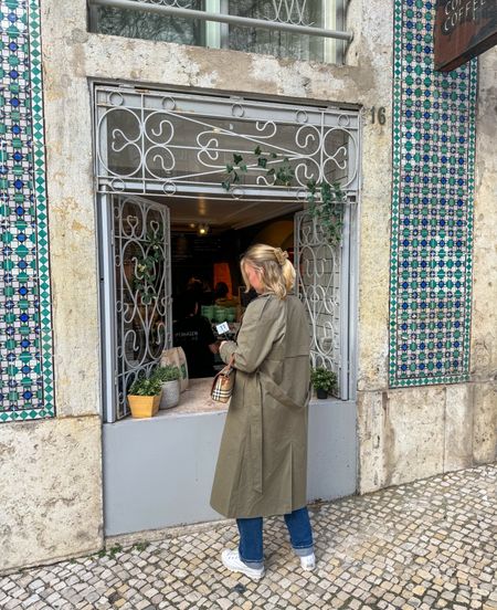 coffee in lisbon ☕️

#LTKstyletip #LTKeurope #LTKfindsunder50