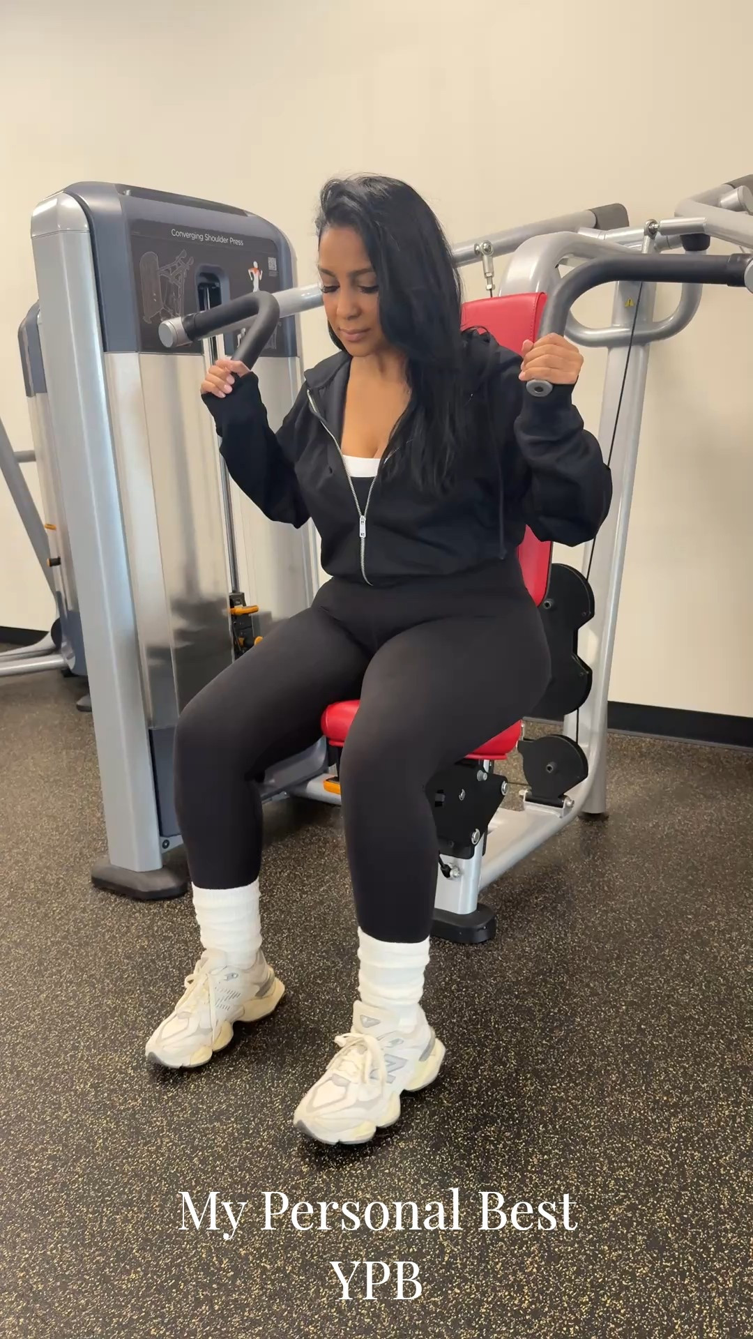 Getting Started on my New Year Goals by hitting the Gym in my new YPB active wear✨🏋🏼‍♀️🤸 #newyeargoals #gym #ypb #abercrombie #abercrombieypb #activewear

#LTKActive #LTKSeasonal #LTKmomlife