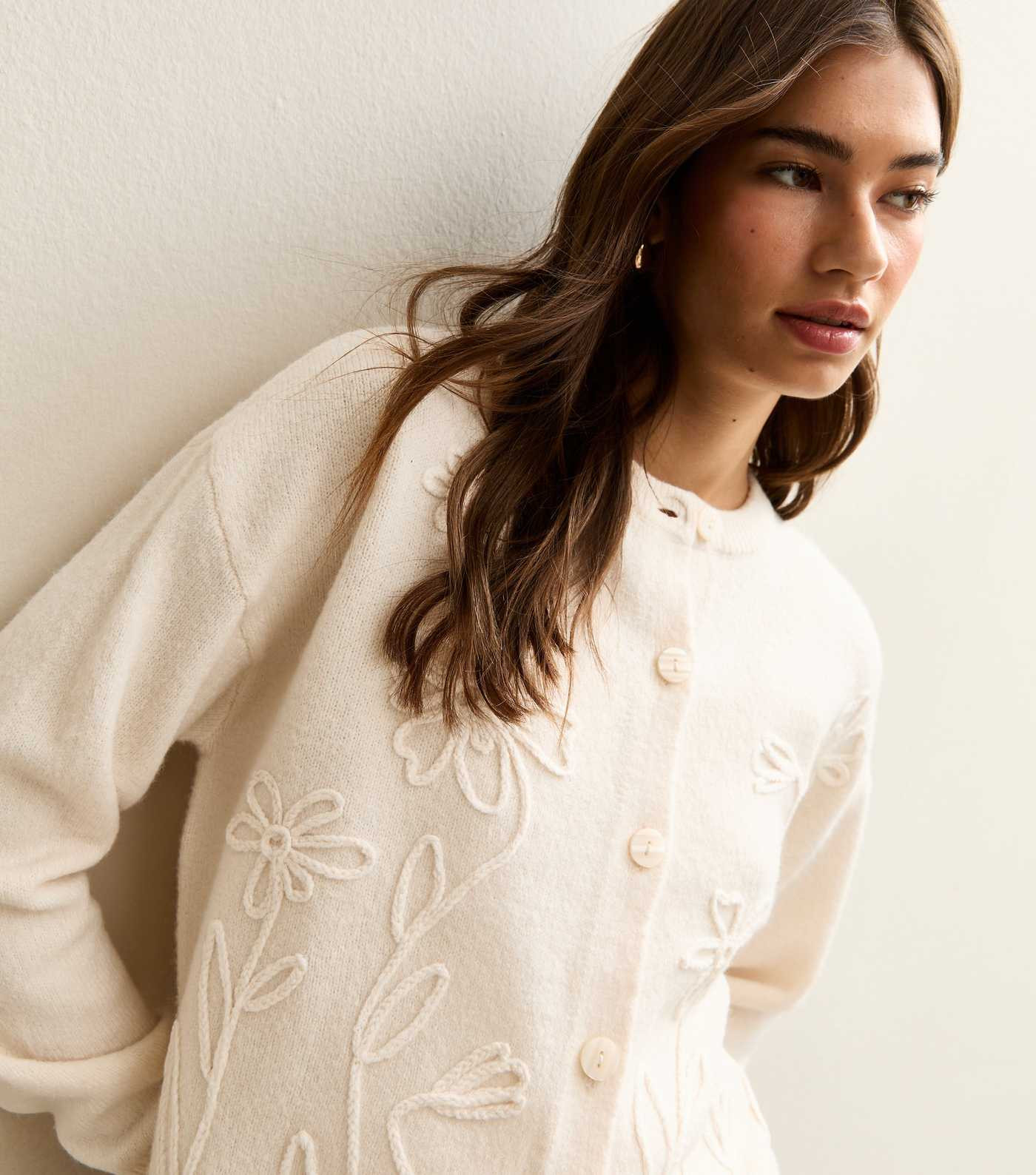 Cream 3D Floral Knitted Cardigan | New Look | New Look (UK)