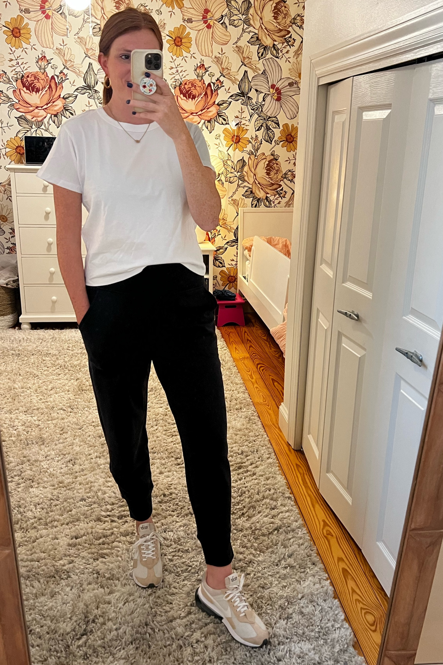 I cannot properly express how comfortable and soft these joggers are. I’ve honestly never put on something so luxe, trust me! They have pockets, a very flattering wide waist band and I am going to cozy up in them all winter long. They would make the best gift!

#LTKGiftGuide