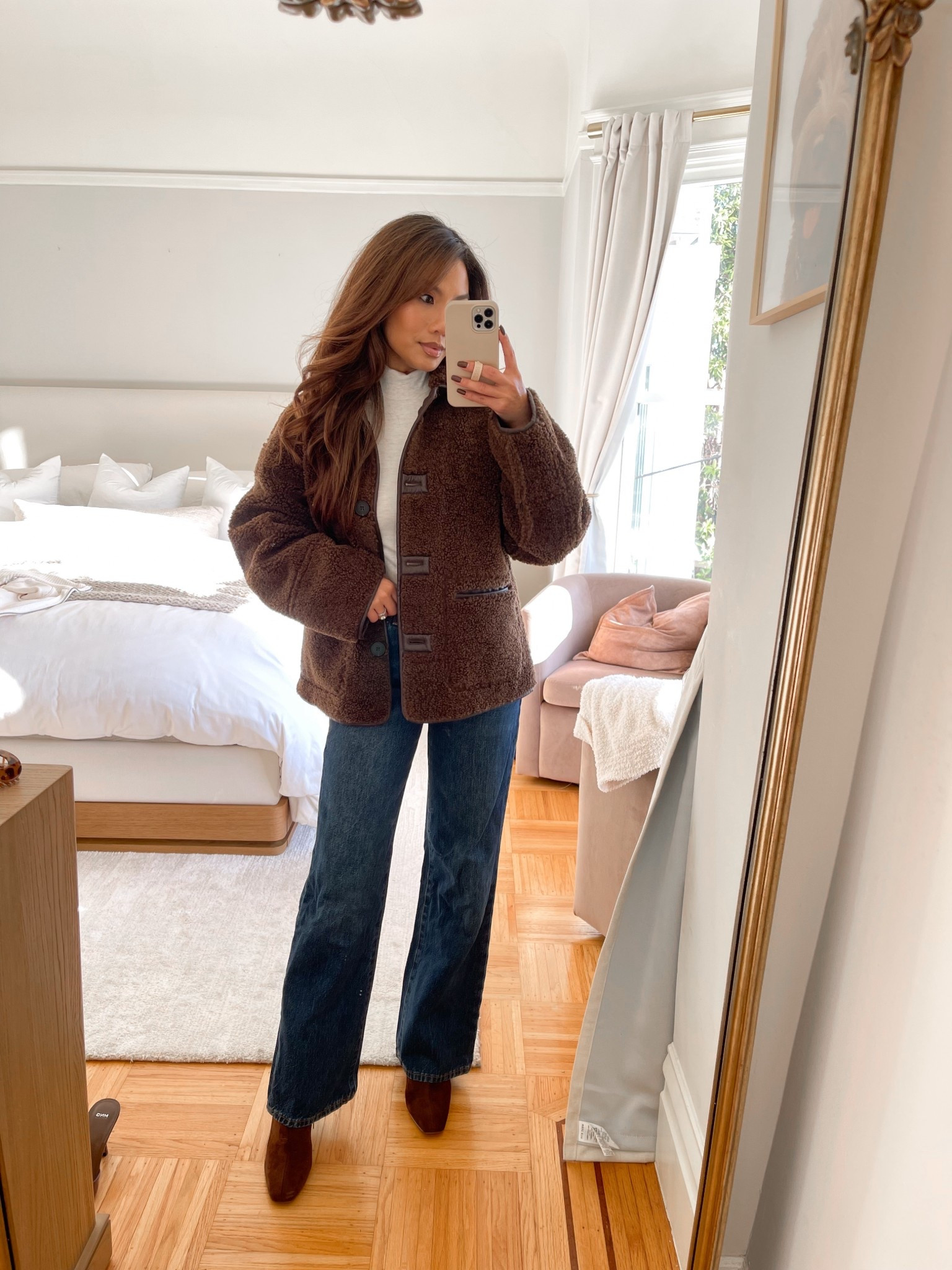 Cutest oversized Teddy jacket 😍🧸

Sizing:
Jacket - oversized fit, tts, xs 
Turtleneck - sized up for lighter color, s 
Belt - tts, xs
Jeans - tts, 25 in be dark about bleu wash
Booties - linked my exact that’s almost sold out and an almost identical pair

#LTKFindsUnder50 #LTKPetite