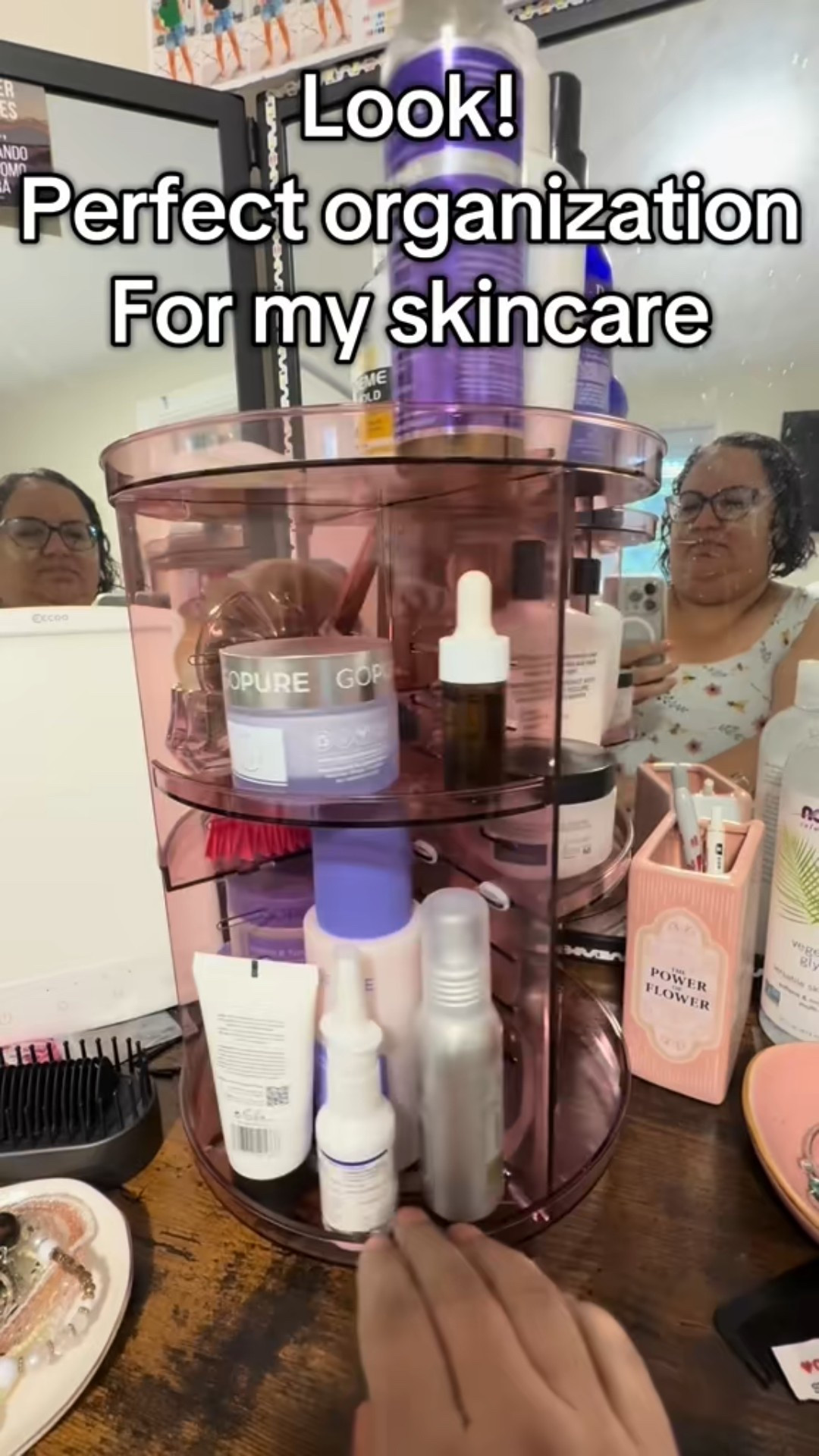 ✨ Keep your vanity clutter-free with this 360° Rotating Makeup Organizer featuring 8 adjustable tiers! Perfect for storing skincare, cosmetics, and beauty essentials in one sleek space. 🪞💄 The adjustable design lets you customize the height for bottles, palettes, brushes & more—so everything has its place and is easy to grab.

📲 Shop this must-have makeup storage solution now on the LTK app @Deannet for exclusive beauty finds!

#LTKHome #LTKBeauty