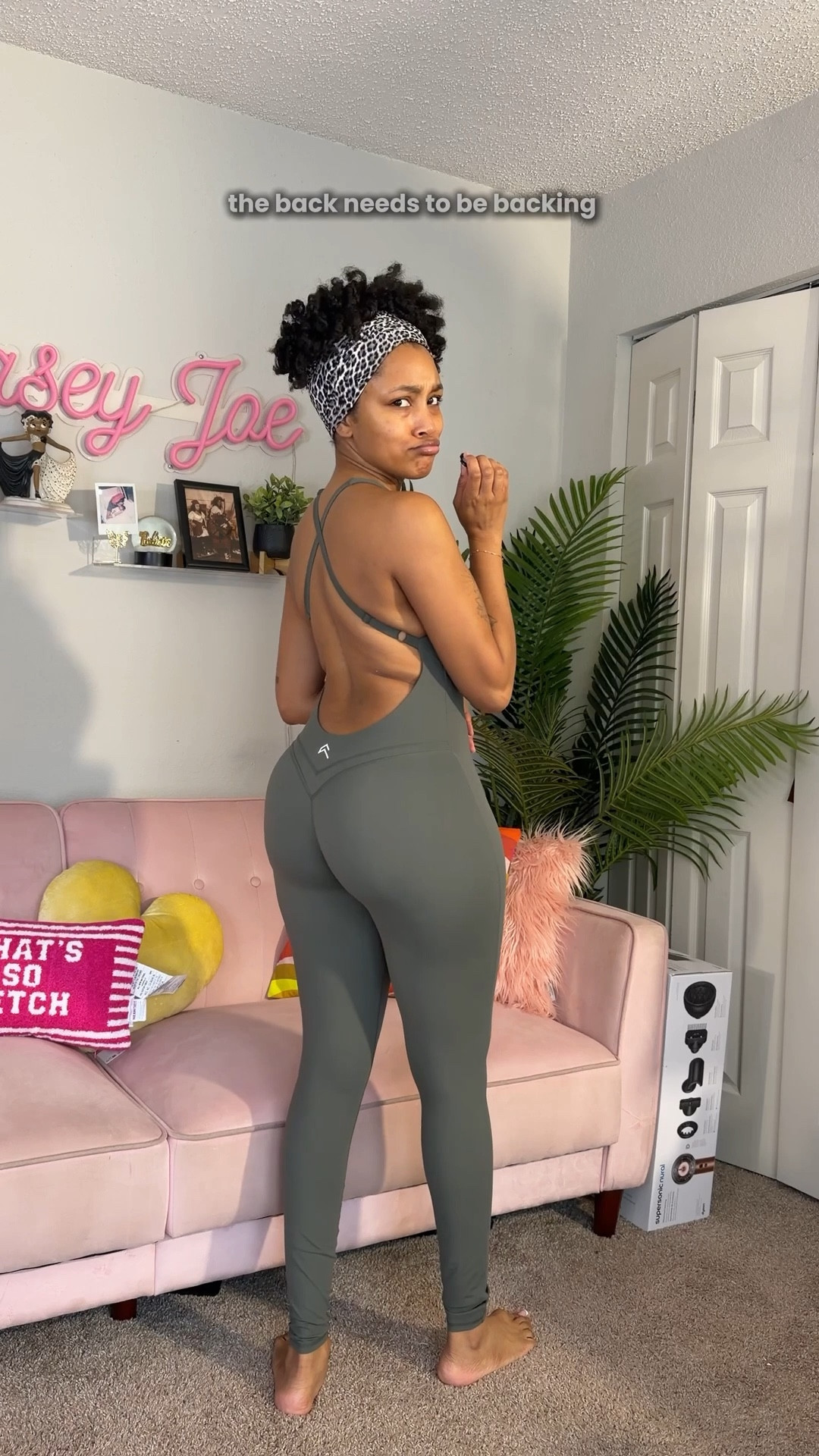 Cute gym outfit from Oner Active. This jumpsuit has an open back and is so flattering and sexy. Perfect for pilates, gym workouts, or running errands. Comfortable, stylish, and makes you actually want to go to the gym.
#gymoutfit #workoutfit #honoractive #athleisure #fitnessfashion #gymwear #pilatesoutfit #activewear #cuteactivewear #workoutjumpsuit #gymlook #fitnessstyle #womensactivewear #gymmotivation #athleticwear

#LTKWorkwear #LTKootd #LTKFindsUnder100
