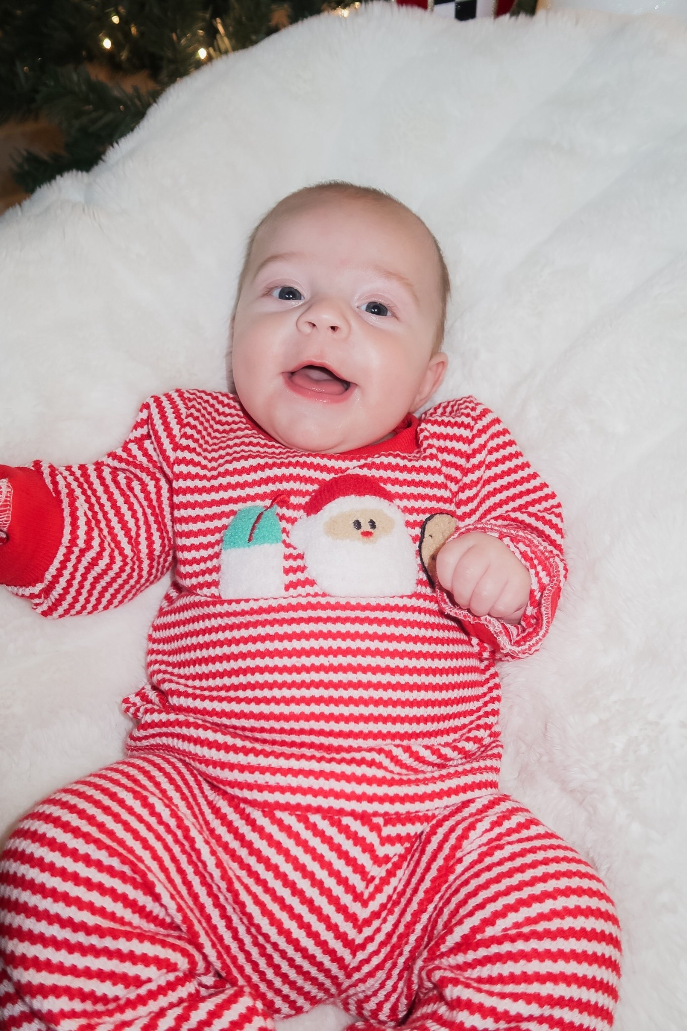 Santa milk & cookie outfit 

#LTKSaleAlert #LTKHome #LTKHoliday