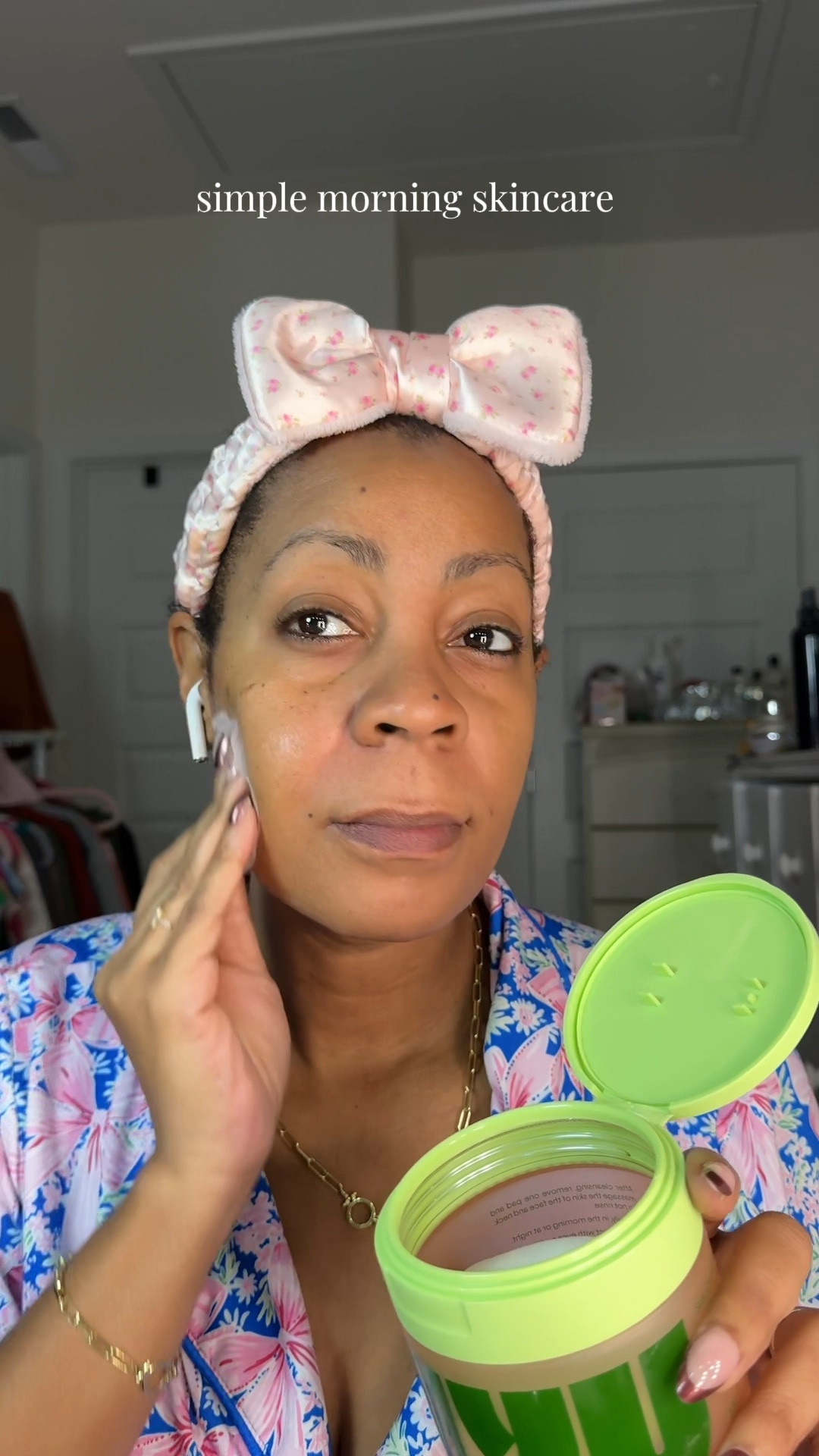 Morning winter skincare routine 🫧 
Skincare over 40 winter skincare 

#LTKmorningroutine #LTKgrwm #LTKBeauty