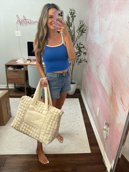 The cutest tank for Memorial Day weekend and duffle bag for travel 

Summer outfit, travel outfit, jeans 

#LTKFindsUnder100 #LTKFindsUnder50 #LTKStyleTip