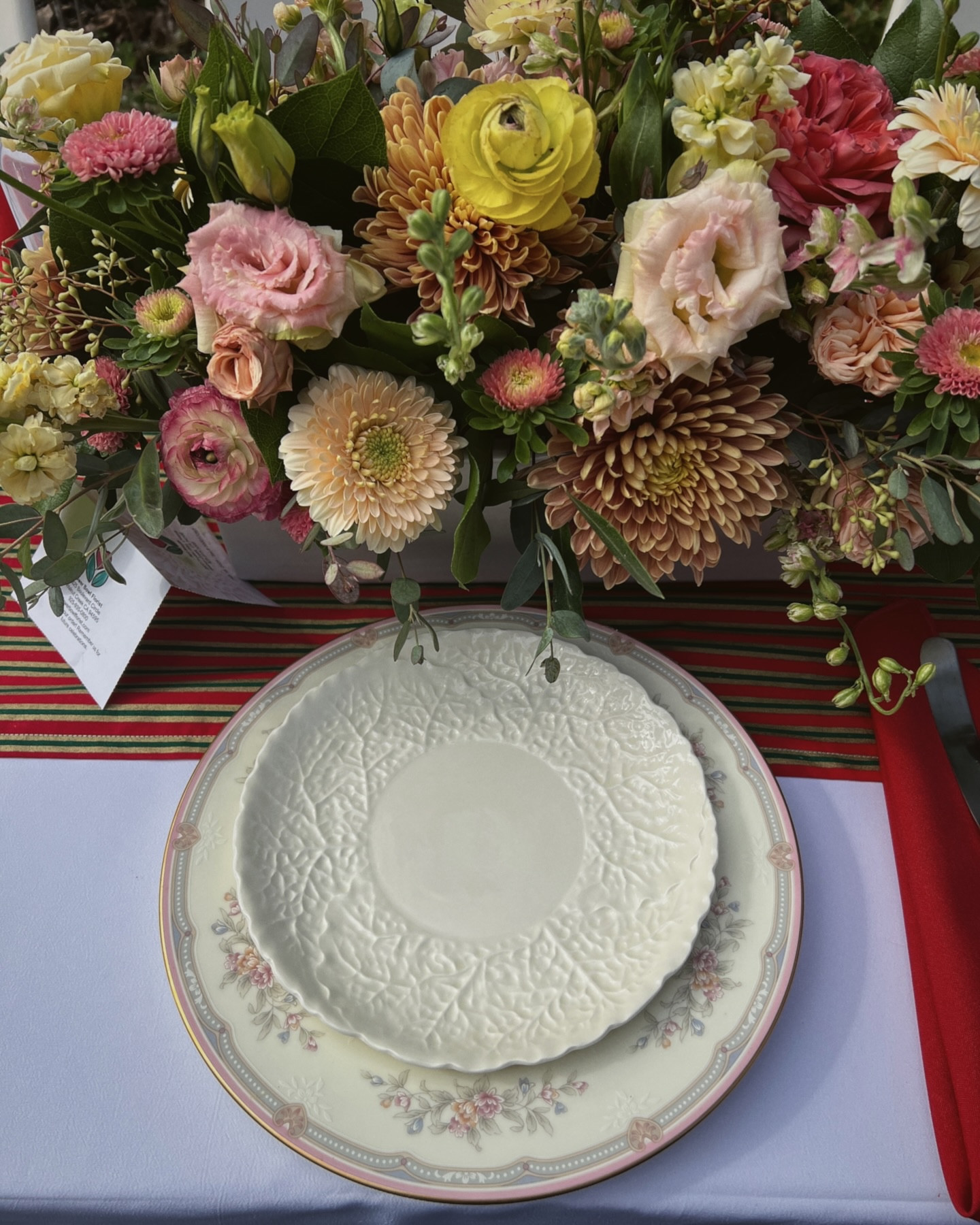 Showering my future sister-in-law!!!🥂🍋

Excited to have you join the family in April, Marie! We love you🫶🏻

#bridalshower #bridalshowerdecor #2025bride #lgbtqtravel #weddingaesthetic #gardenparty #wlw