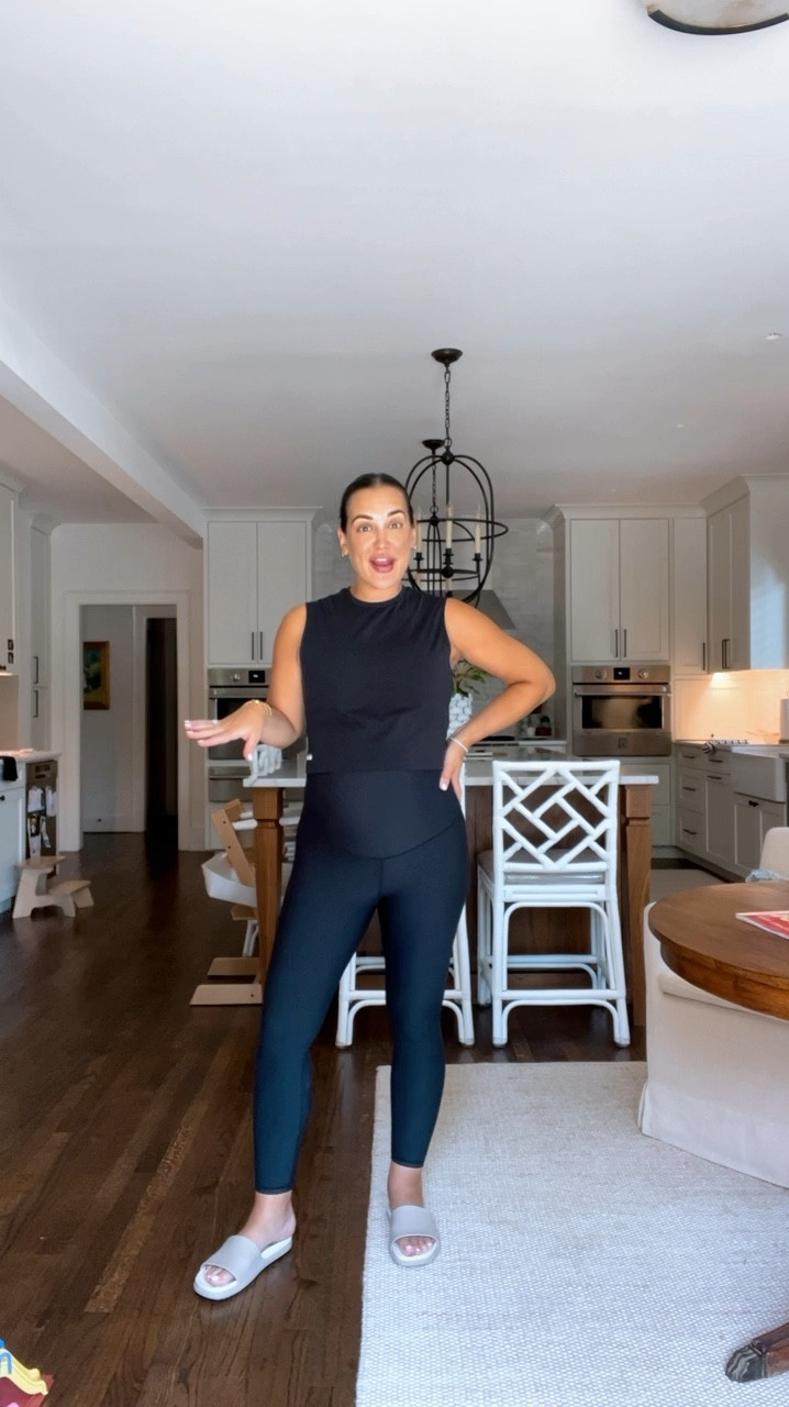 Almost 31 weeks pregnant - what I’m wearing to Pilates 

#LTKBump #LTKFitness