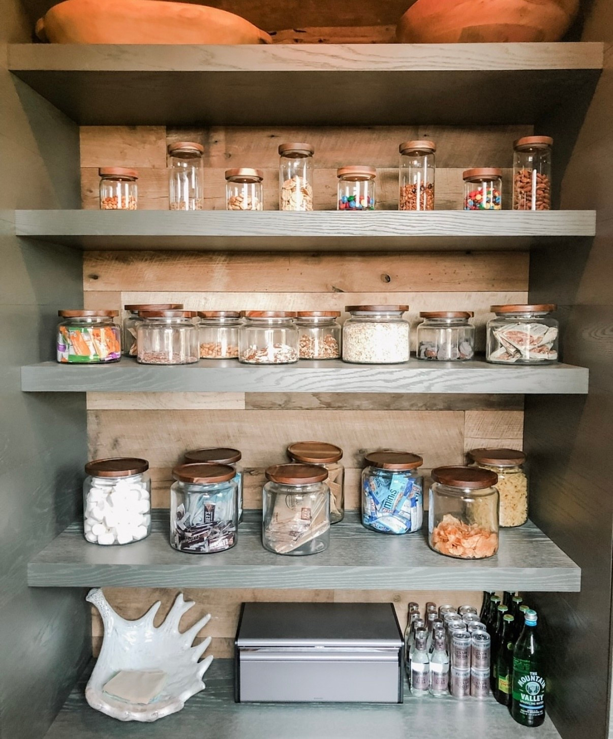 We love these canisters from @thecontainerstore 😍